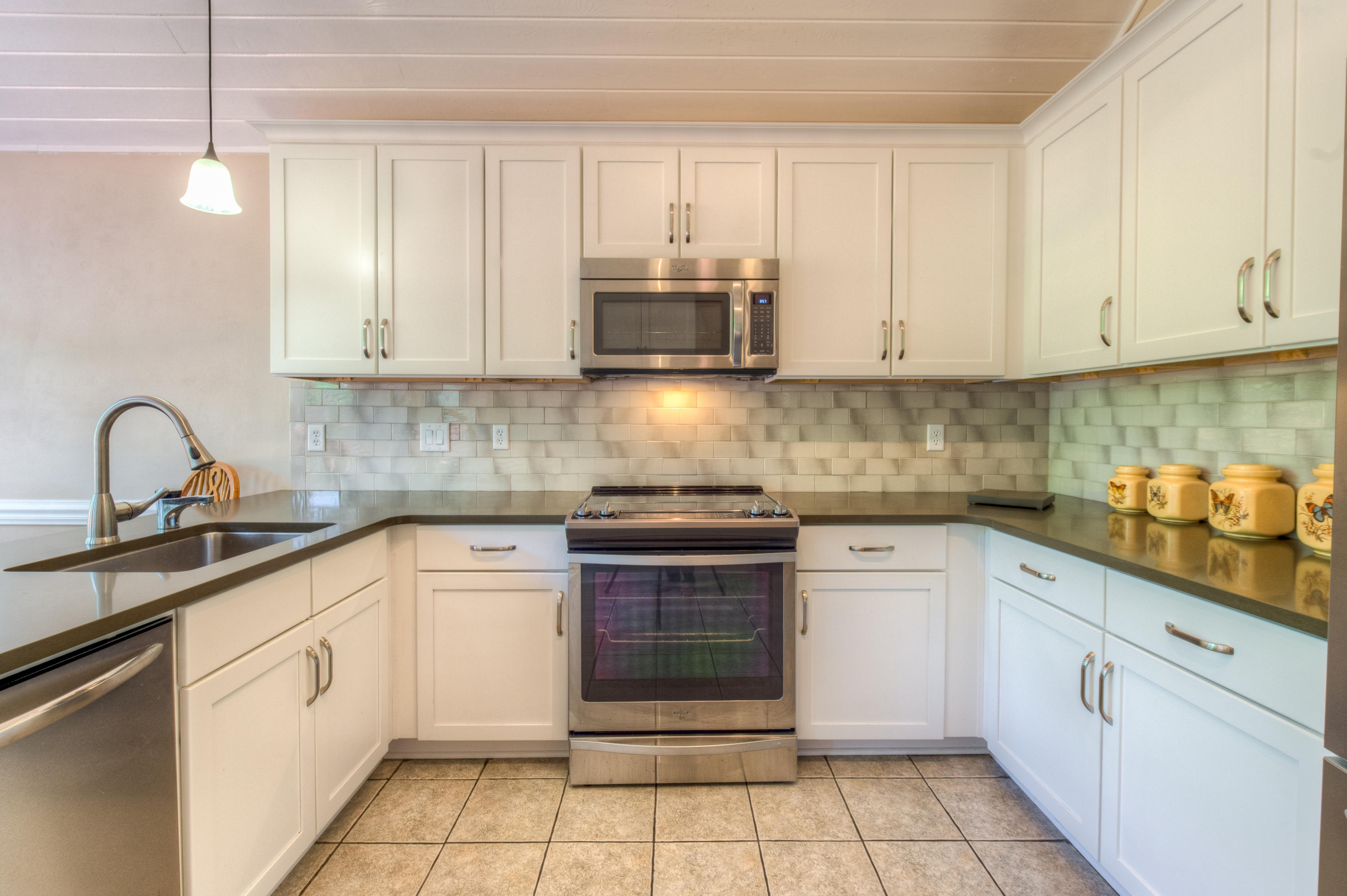 LAKE POINTE - Residential