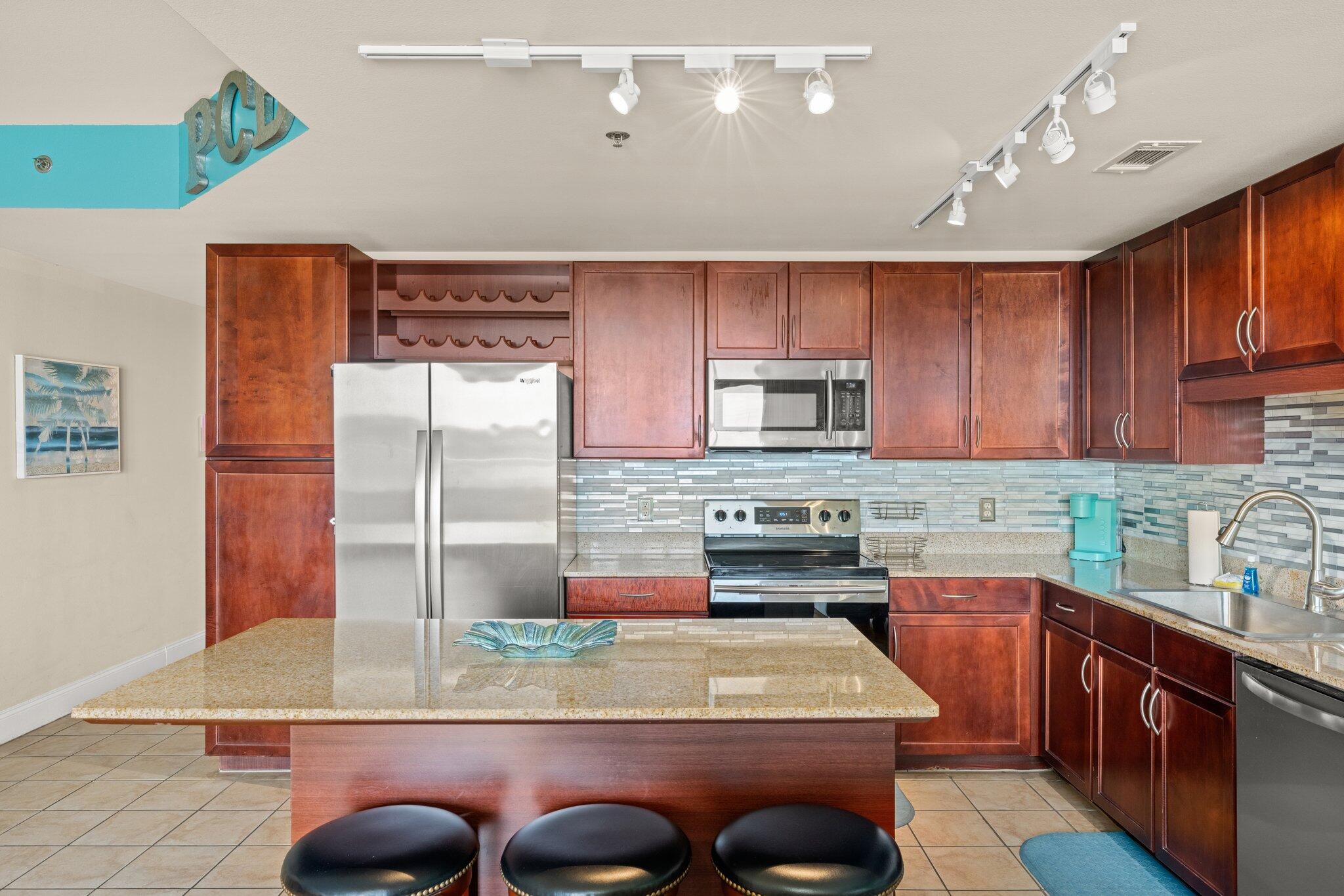 Laketown Wharf - Residential