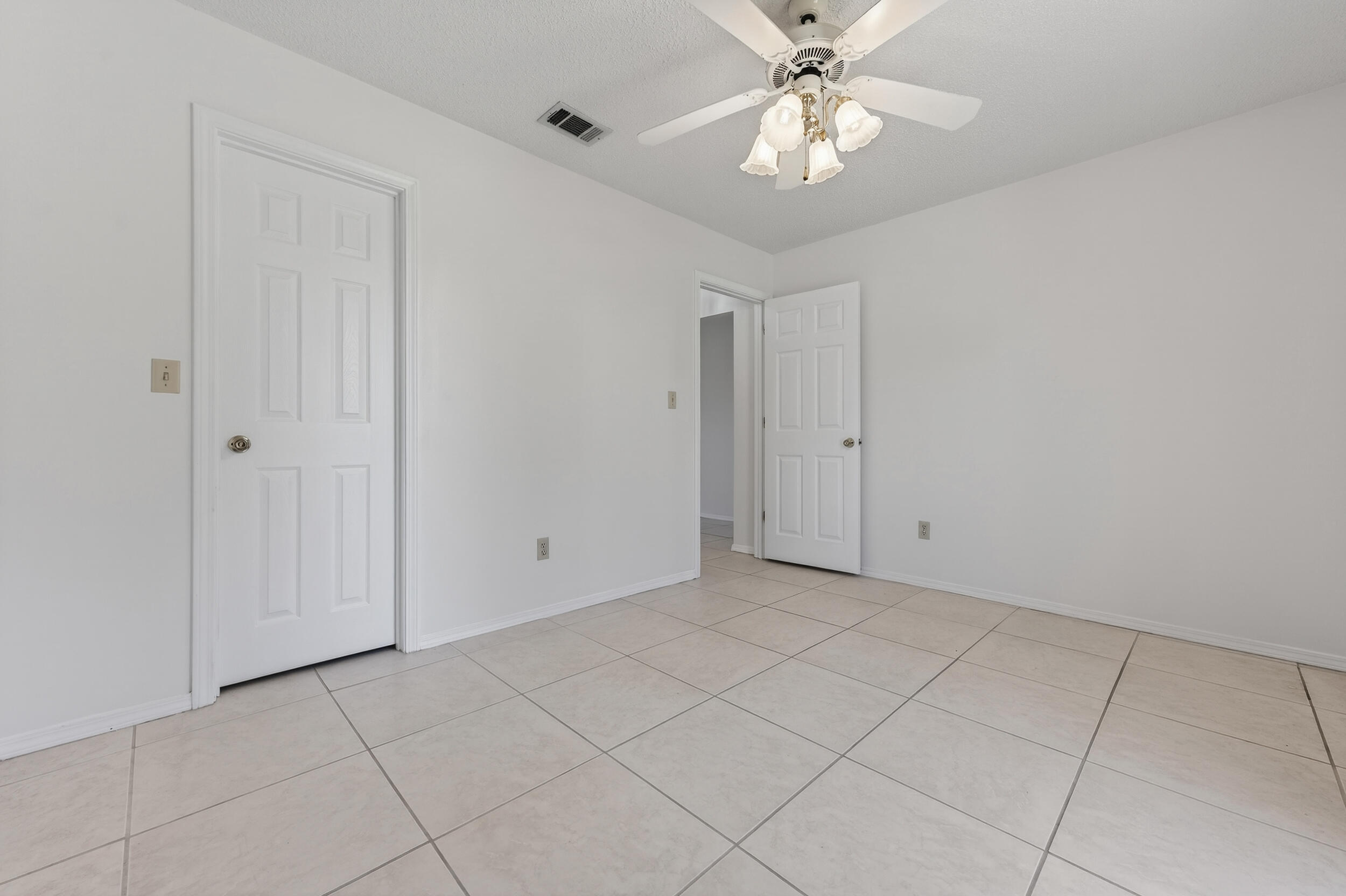 PINNACLE POINT - Residential