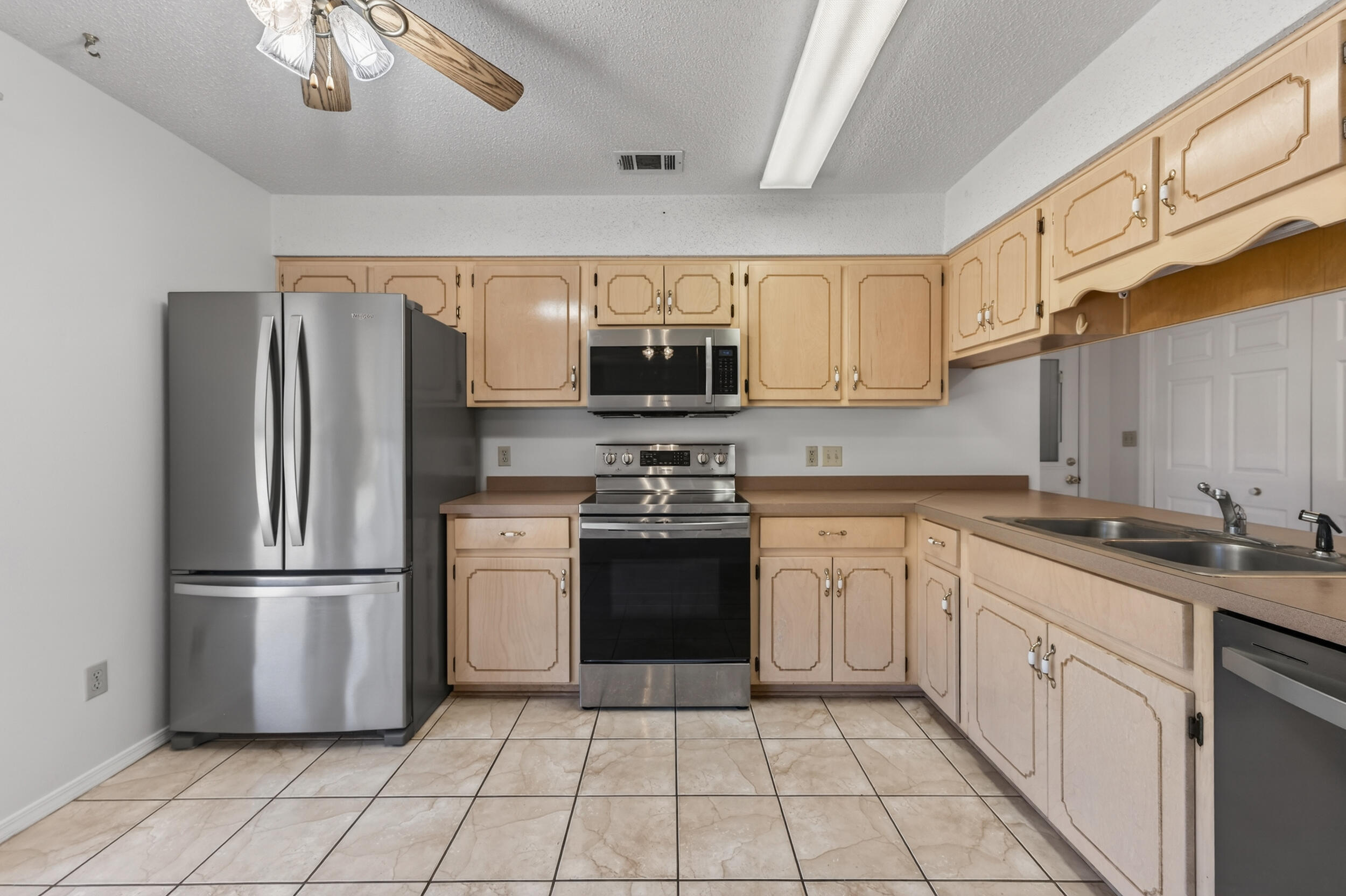 PINNACLE POINT - Residential