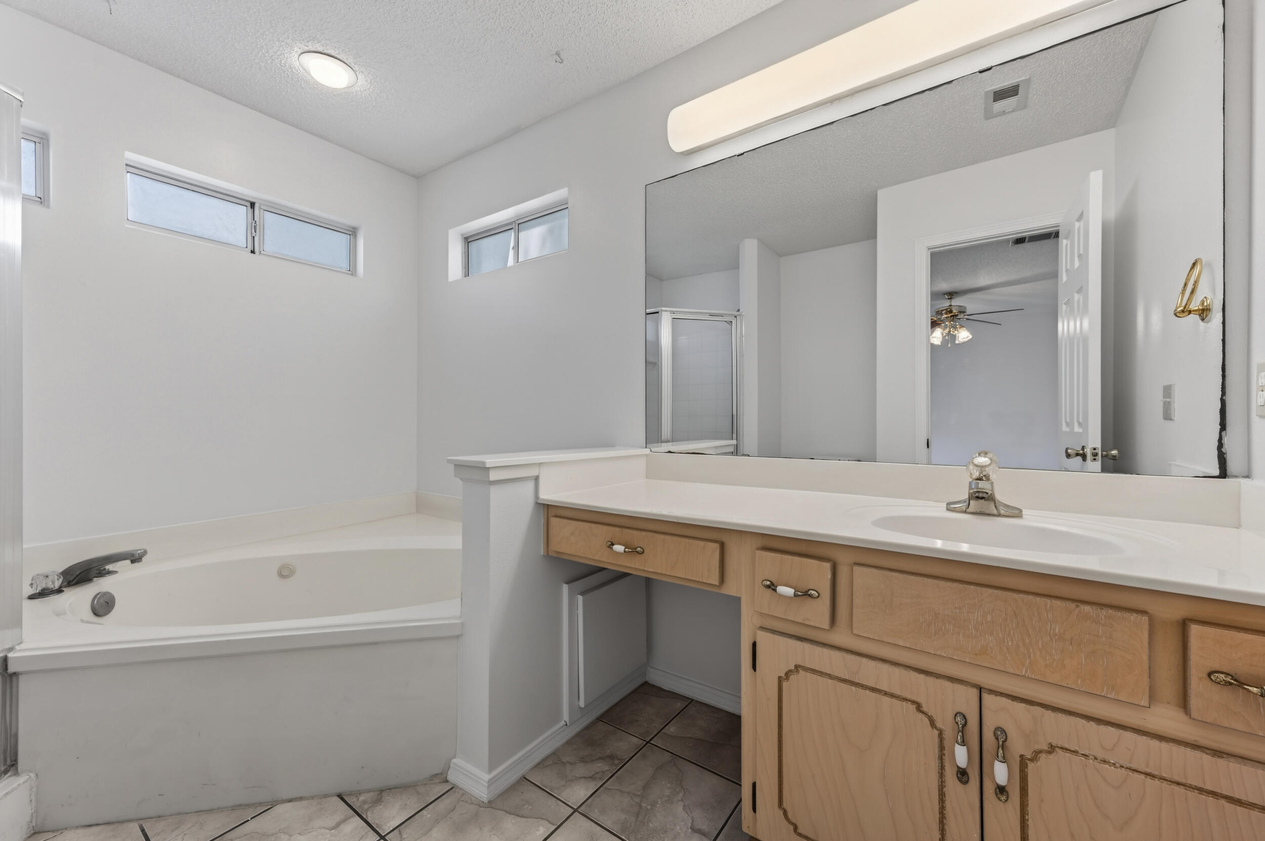 PINNACLE POINT - Residential