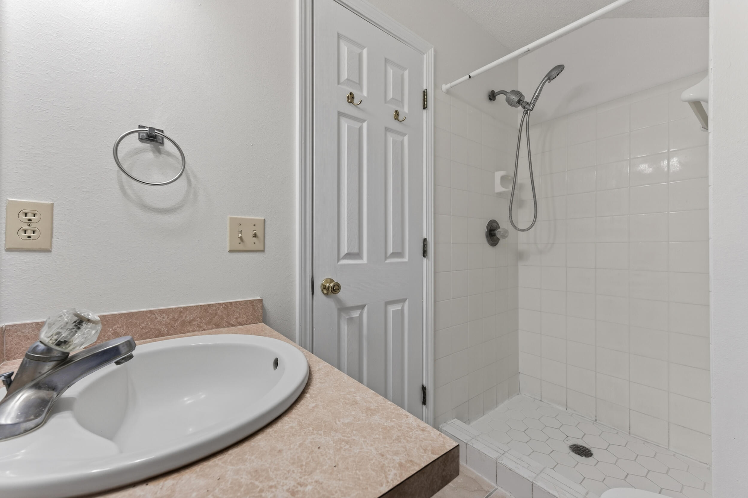 PINNACLE POINT - Residential