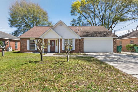 4571 Top Flight Drive Crestview FL 32539