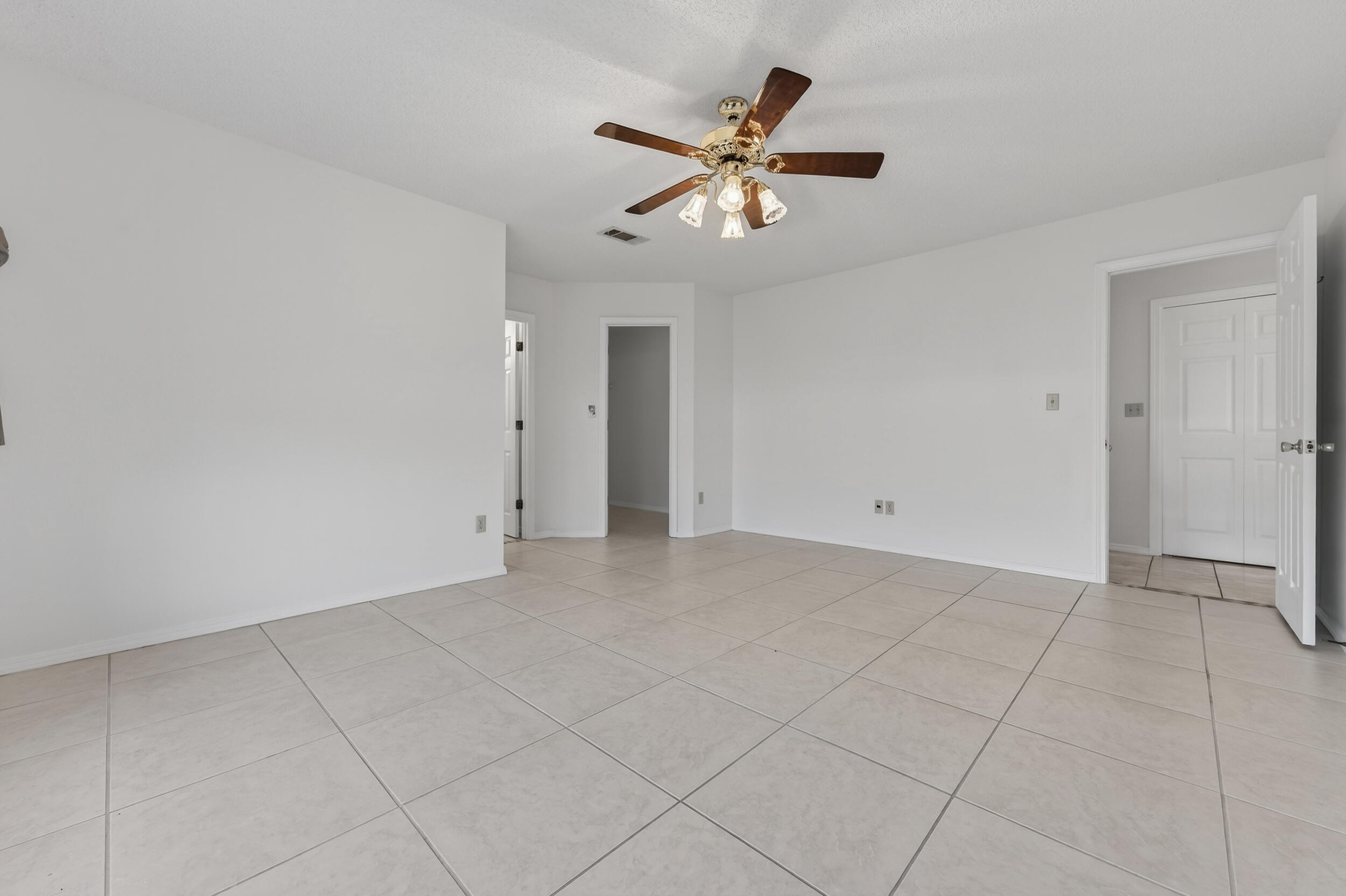 PINNACLE POINT - Residential