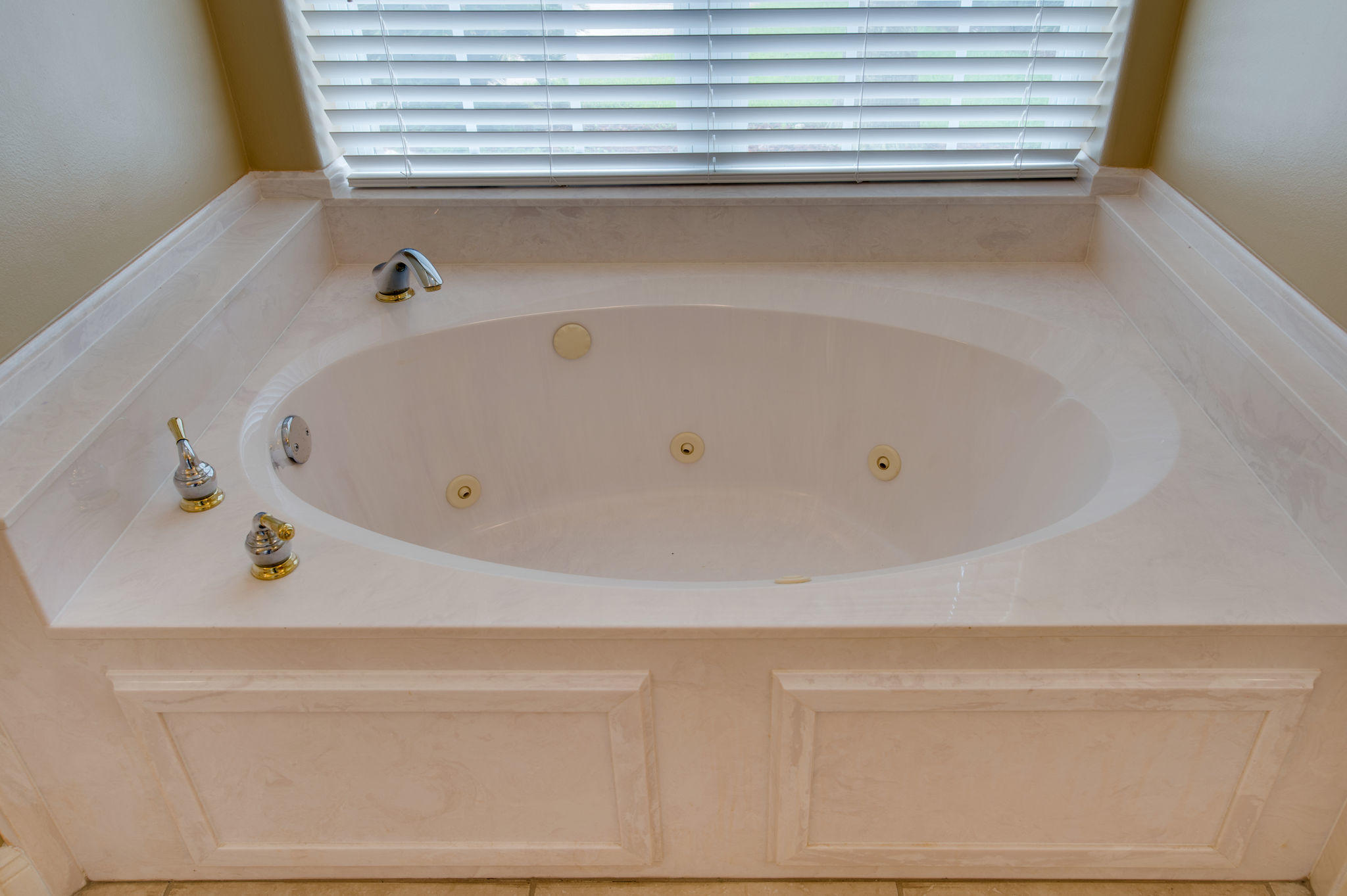 EMERALD BAY PH 1A - Residential