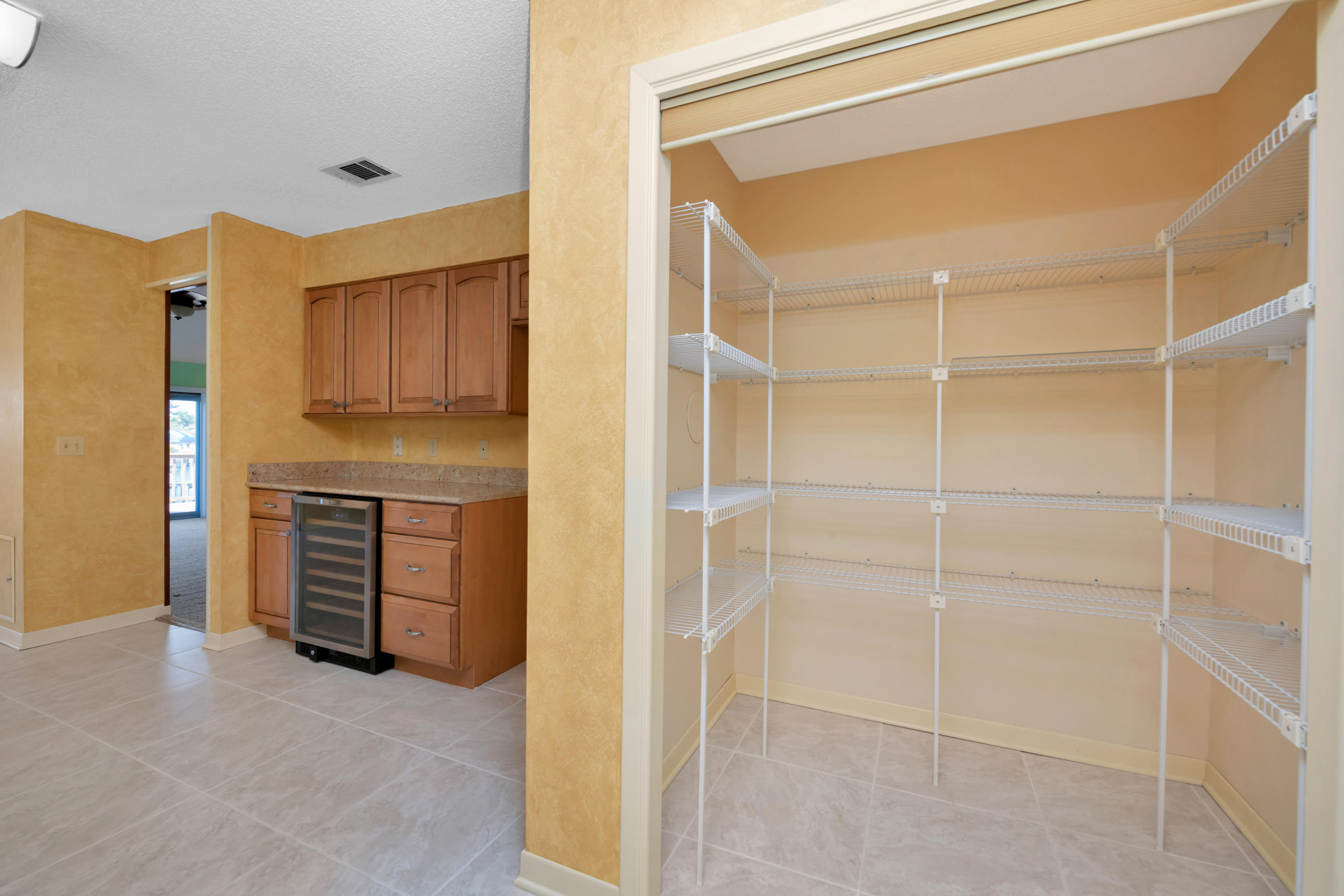 BAL HARBOUR OF SHALIMAR UNIT 6 - Residential