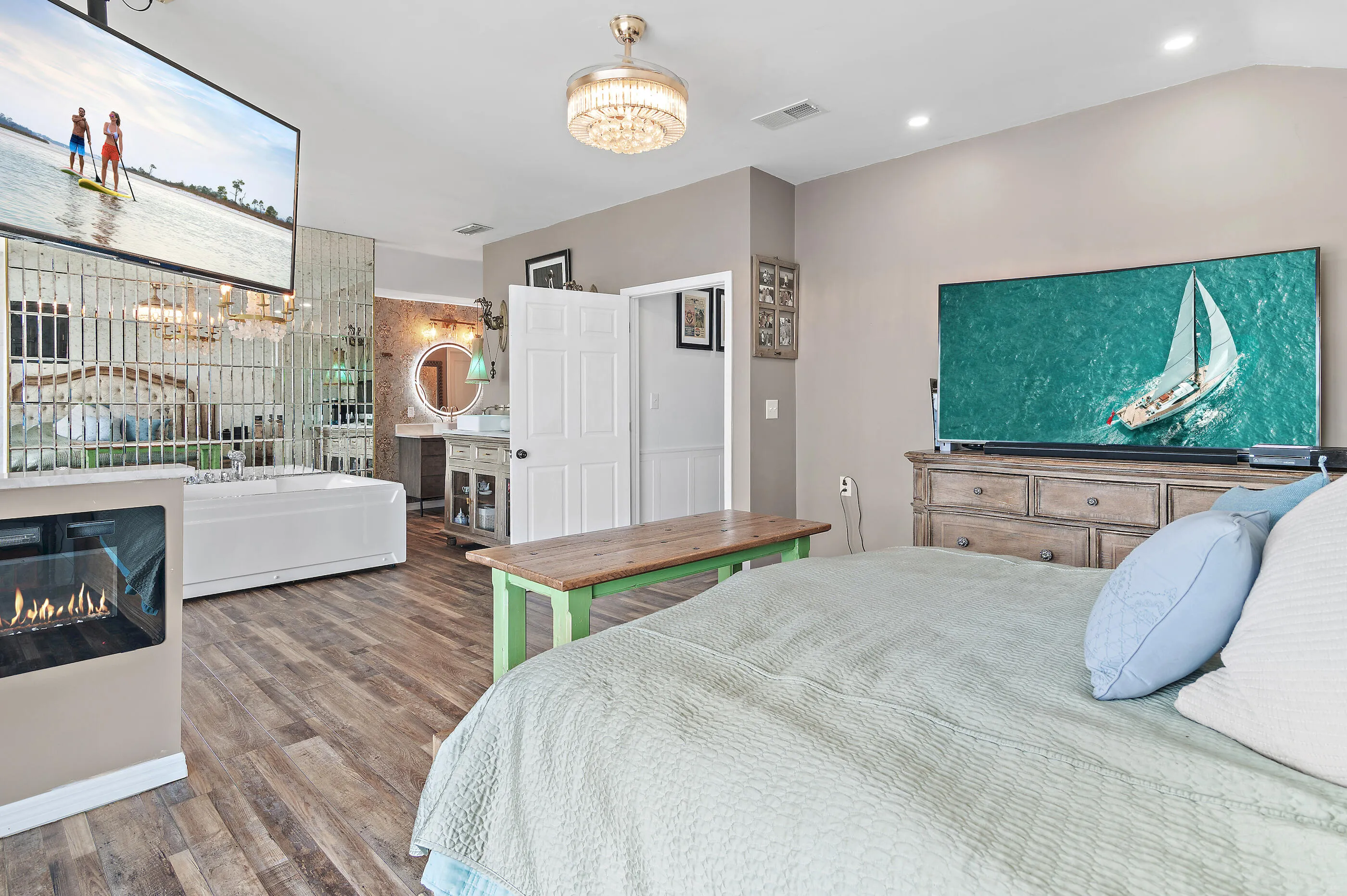 Fort Walton Beach, Florida, 32547, United States, 4 Bedrooms Bedrooms, ,3 BathroomsBathrooms,Residential,Active,1811118