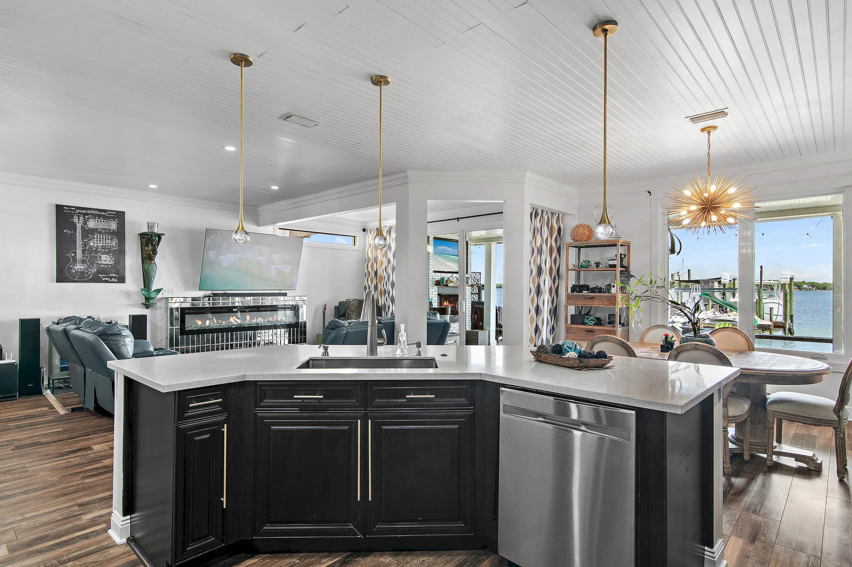 Fort Walton Beach, Florida, 32547, United States, 4 Bedrooms Bedrooms, ,3 BathroomsBathrooms,Residential,Active,1811118