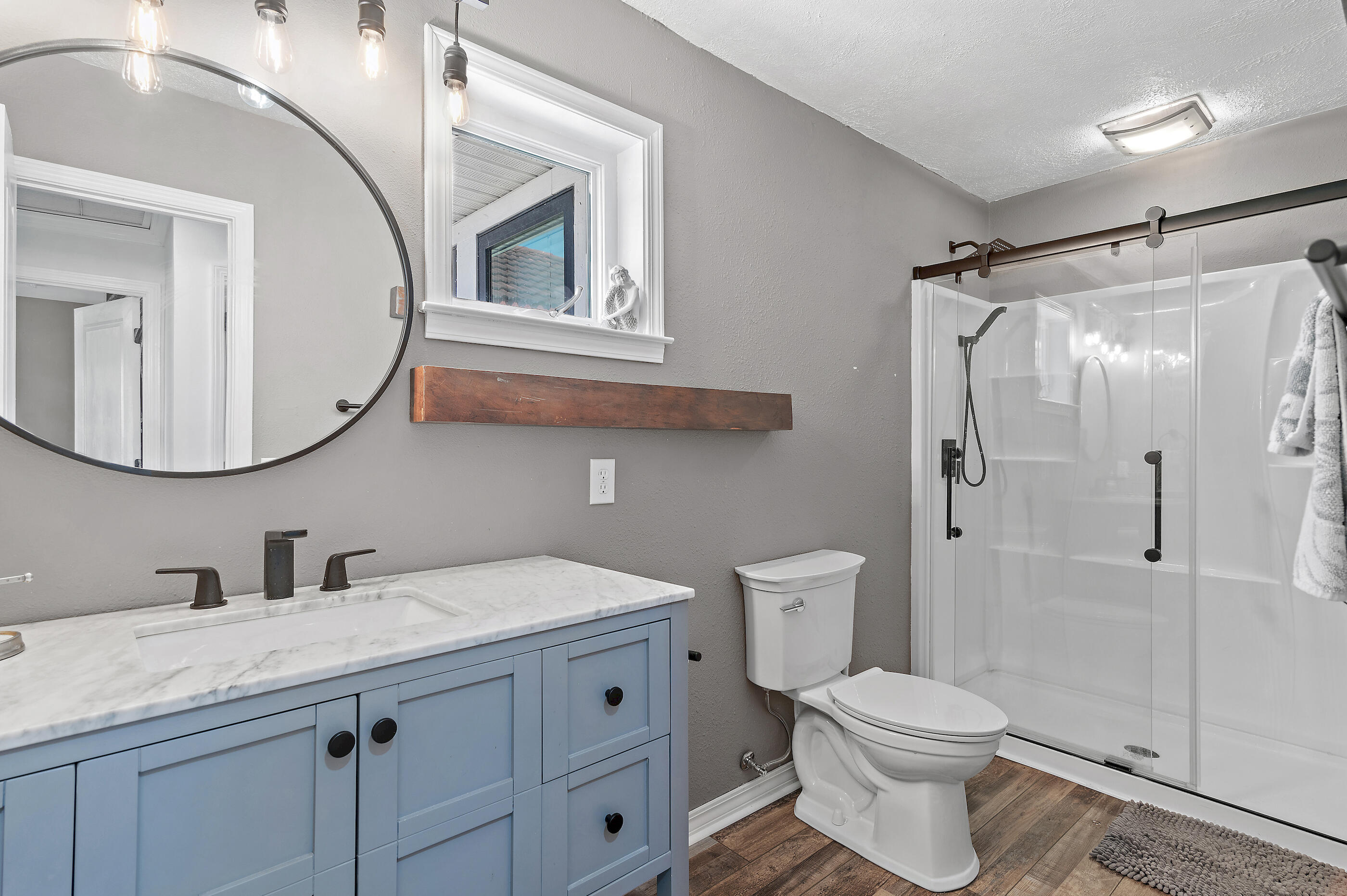 LIGHTHOUSE POINTE - Residential
