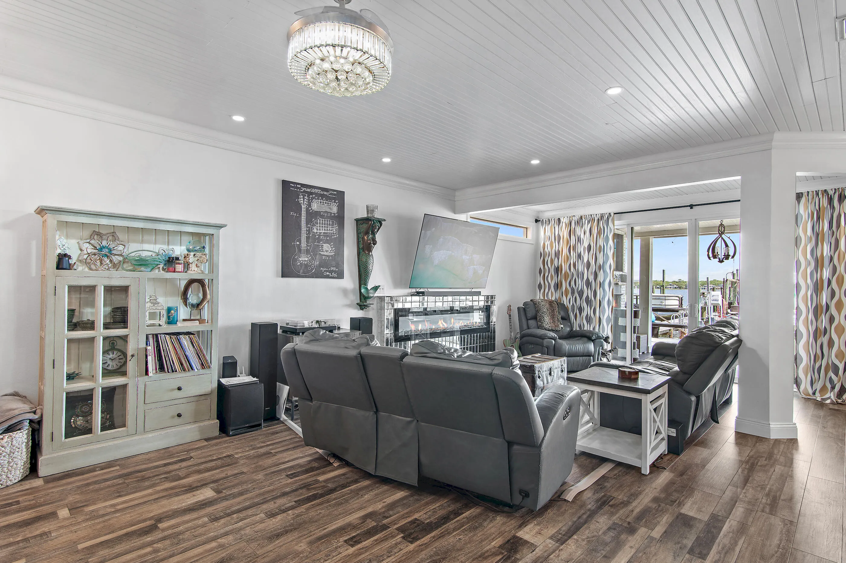 Fort Walton Beach, Florida, 32547, United States, 4 Bedrooms Bedrooms, ,3 BathroomsBathrooms,Residential,Active,1811118