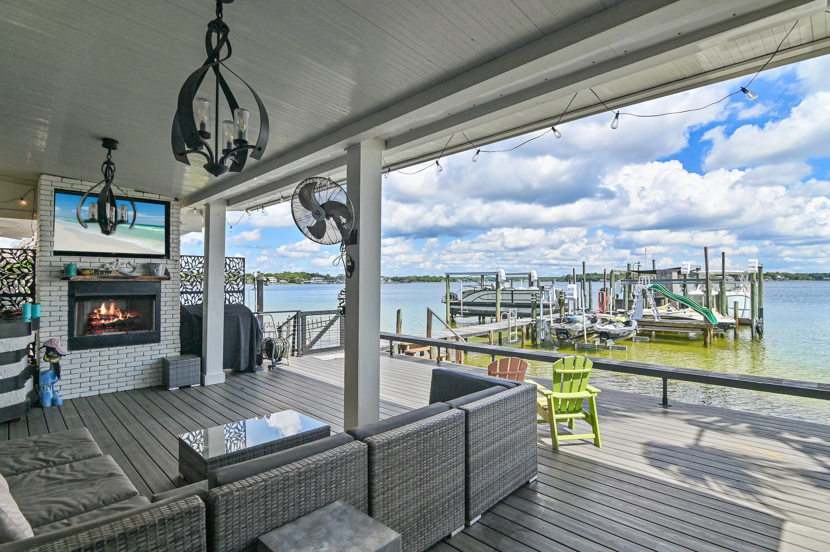 Fort Walton Beach, Florida, 32547, United States, 4 Bedrooms Bedrooms, ,3 BathroomsBathrooms,Residential,Active,1811118