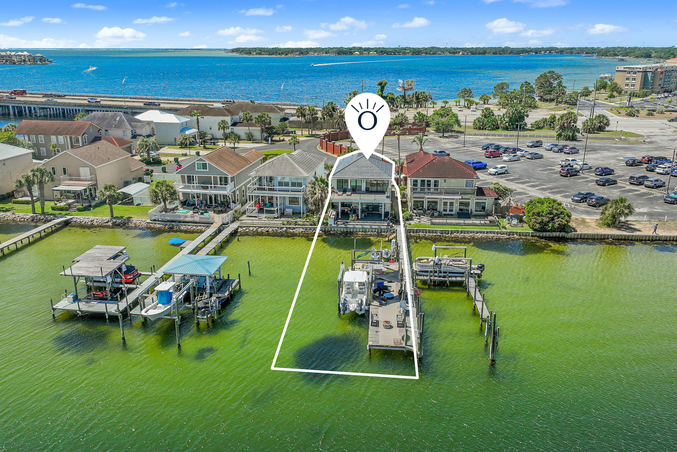 LIGHTHOUSE POINTE - Residential