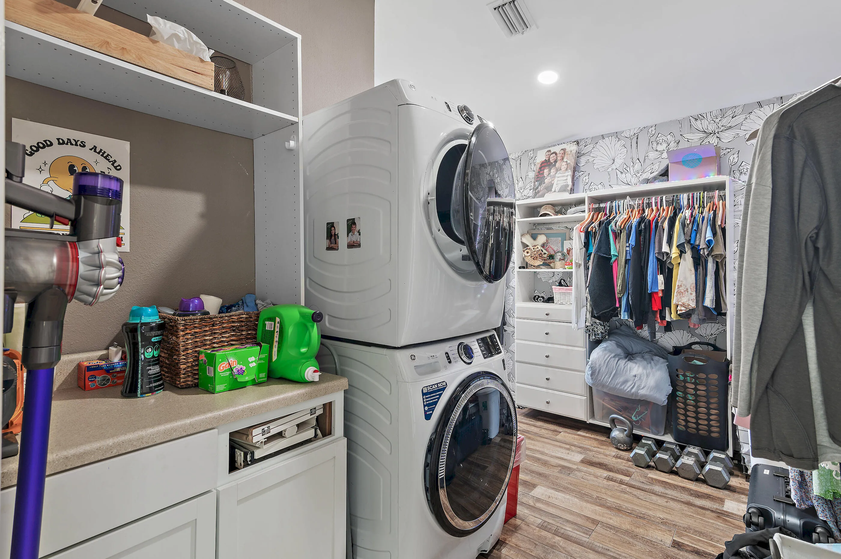 Fort Walton Beach, Florida, 32547, United States, 4 Bedrooms Bedrooms, ,3 BathroomsBathrooms,Residential,Active,1811118