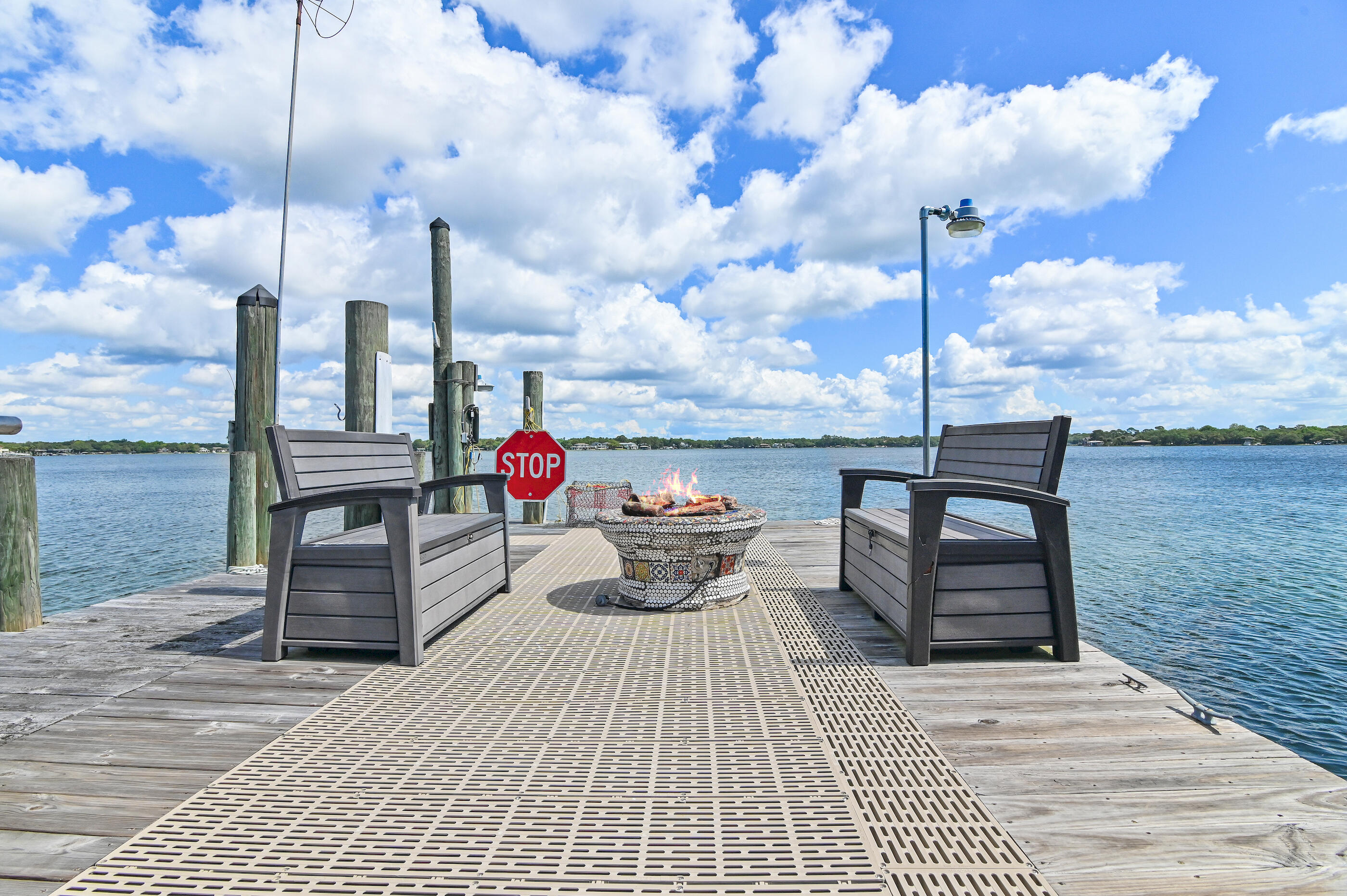 LIGHTHOUSE POINTE - Residential