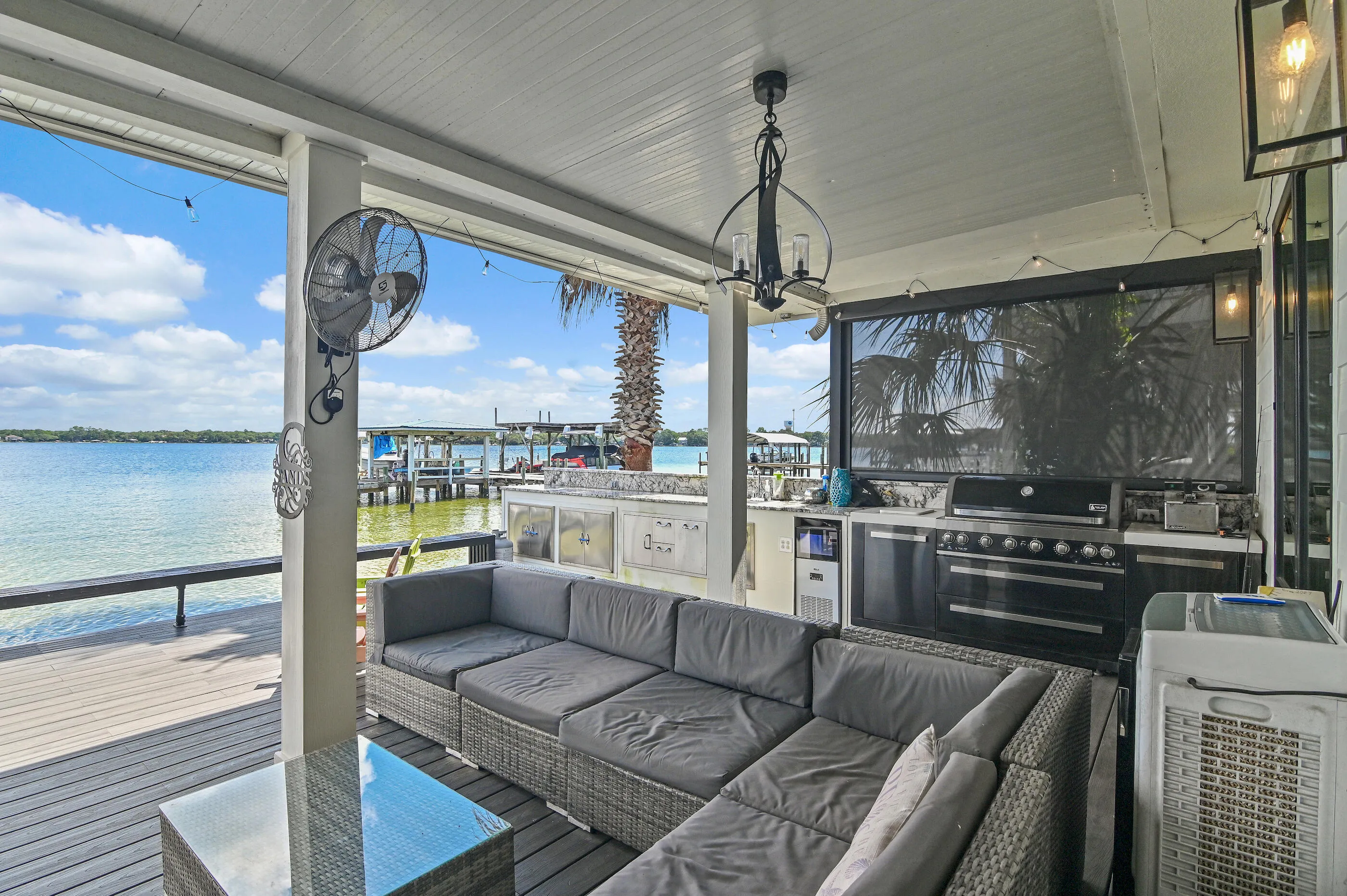 Fort Walton Beach, Florida, 32547, United States, 4 Bedrooms Bedrooms, ,3 BathroomsBathrooms,Residential,Active,1811118