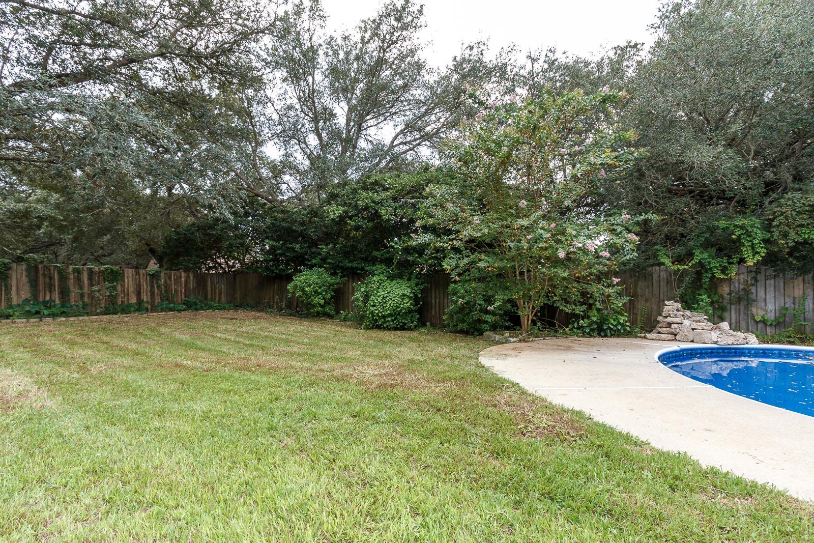 WHISPER BAY - Residential