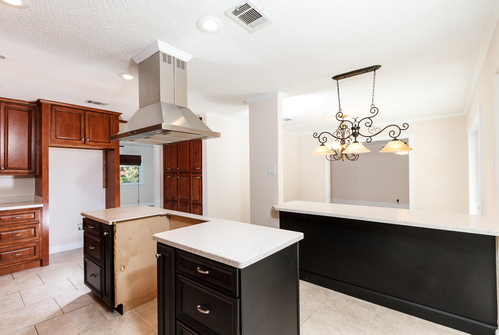 WHISPER BAY - Residential