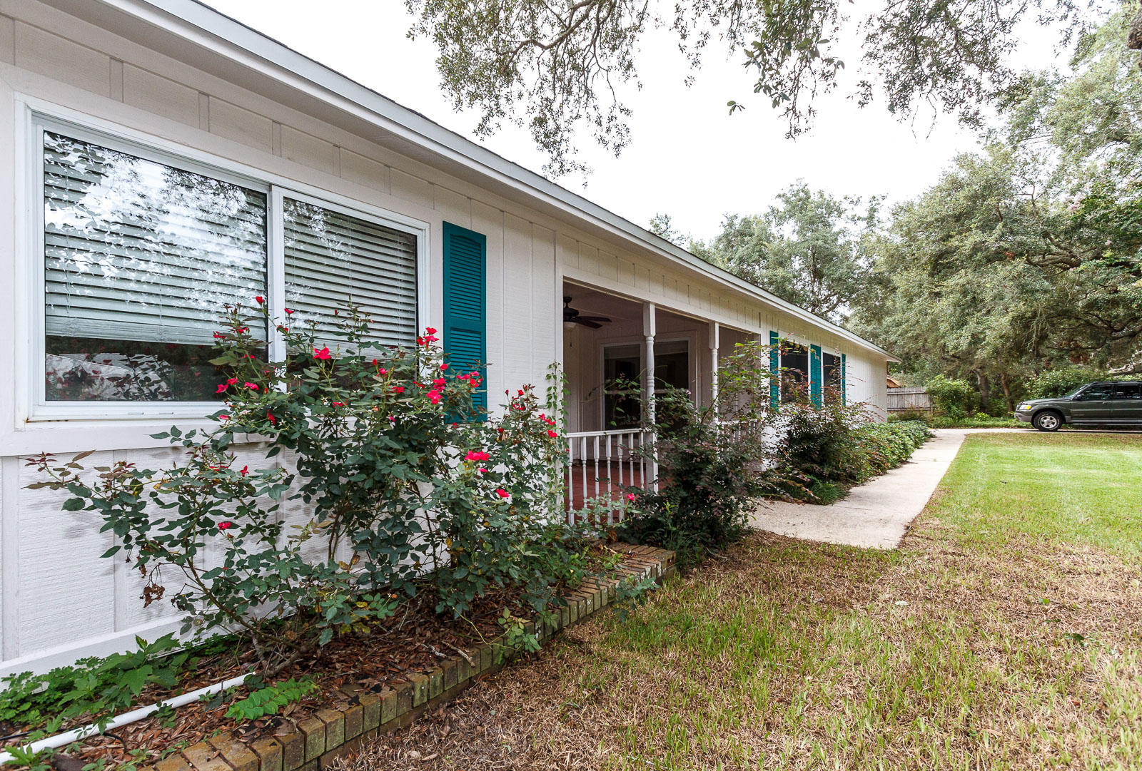 WHISPER BAY - Residential