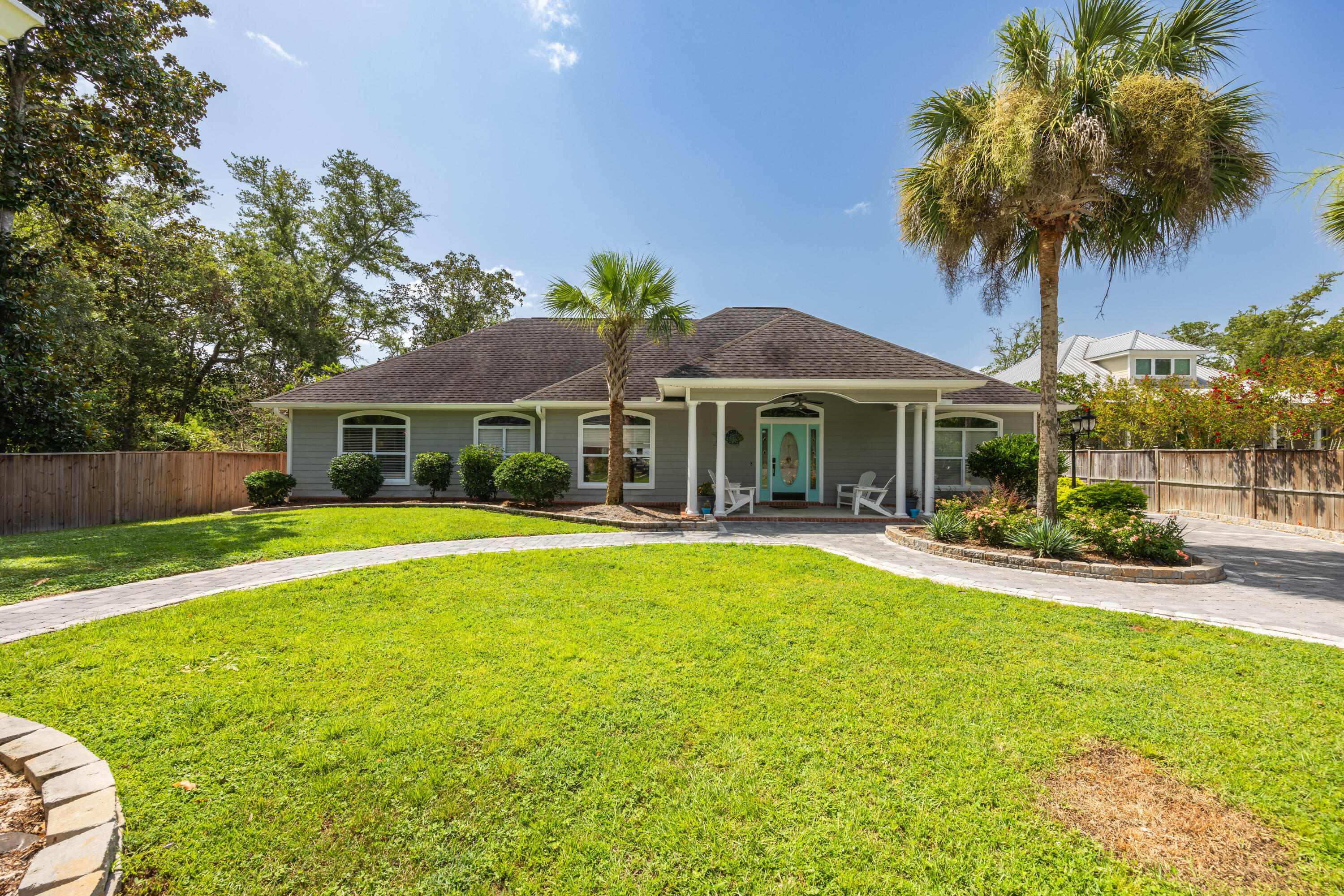 NO RECORDED SUBDIVISION - Residential