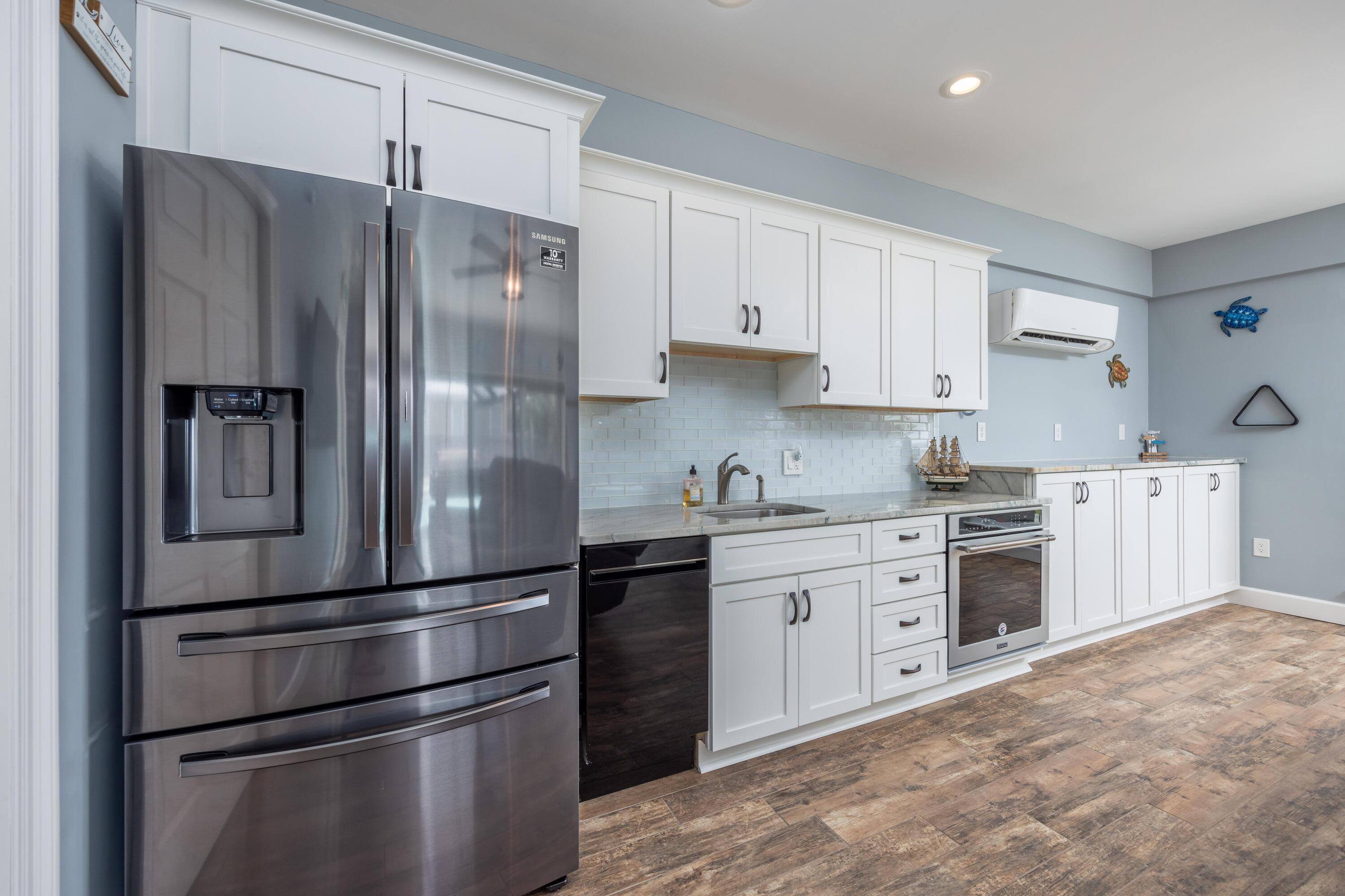 NO RECORDED SUBDIVISION - Residential