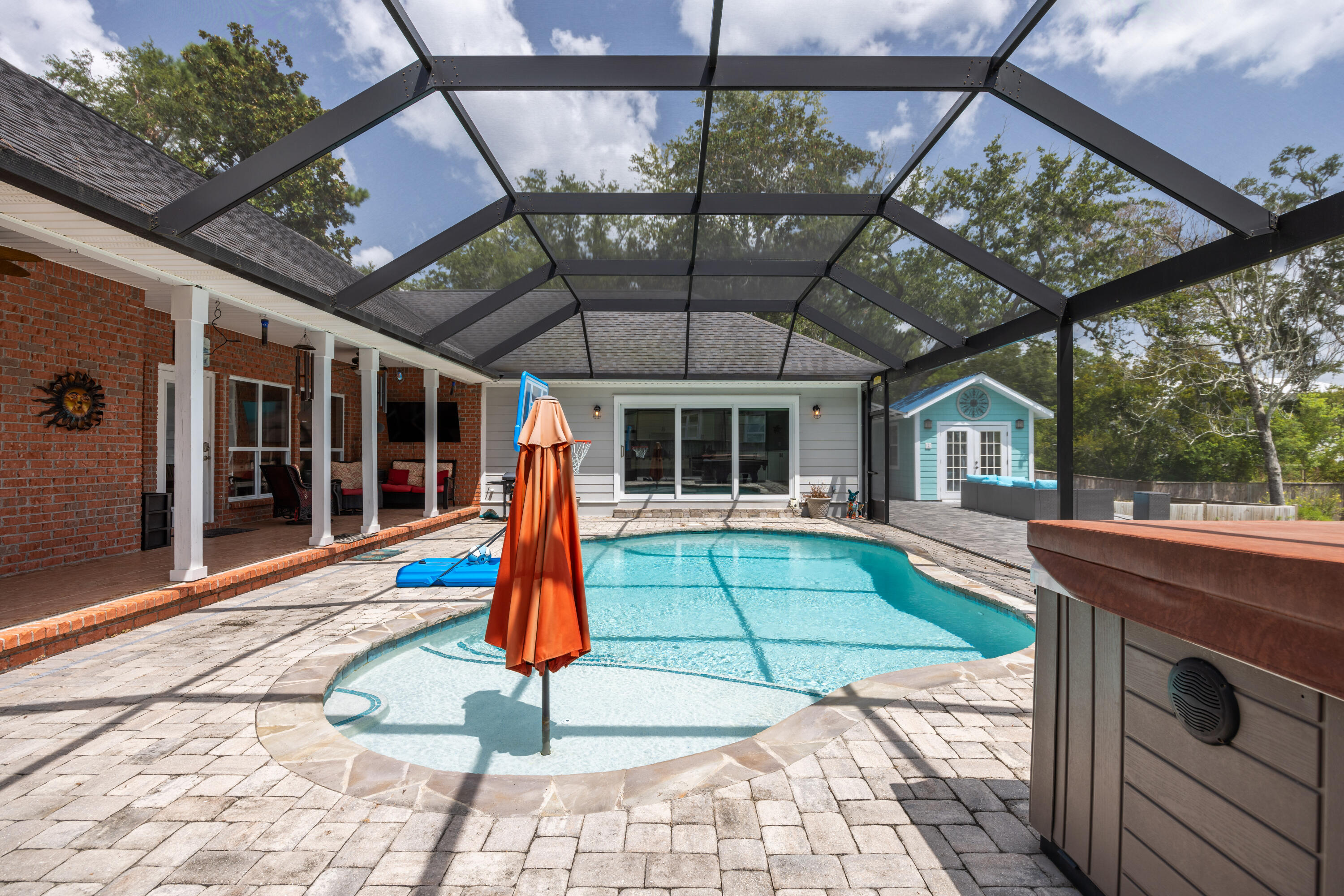 NO RECORDED SUBDIVISION - Residential