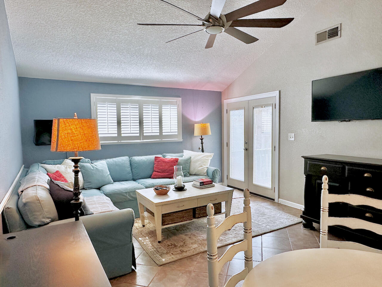 ** INVESTMENT OPPORTUNITY **Welcome to your dream coastal retreat in the heart of Destin! This stunning 1-bedroom, 1-bathroom condo offers a bright and airy feel with high ceilings and a beautiful pool view. Located in a family-friendly community, this unit has never been rented, making it a rare gem in pristine condition.With short-term rentals allowed, this property presents great investment potential in one of Florida's most desirable beach destinations. Enjoy resort-style amenities, including a pool, tennis courts, and deeded beach access--all just steps from the white sand and emerald waters of the Gulf. Whether you're looking for a vacation home or a profitable rental property, this condo is a fantastic opportunity. Don't miss out on owning a piece of paradise:)