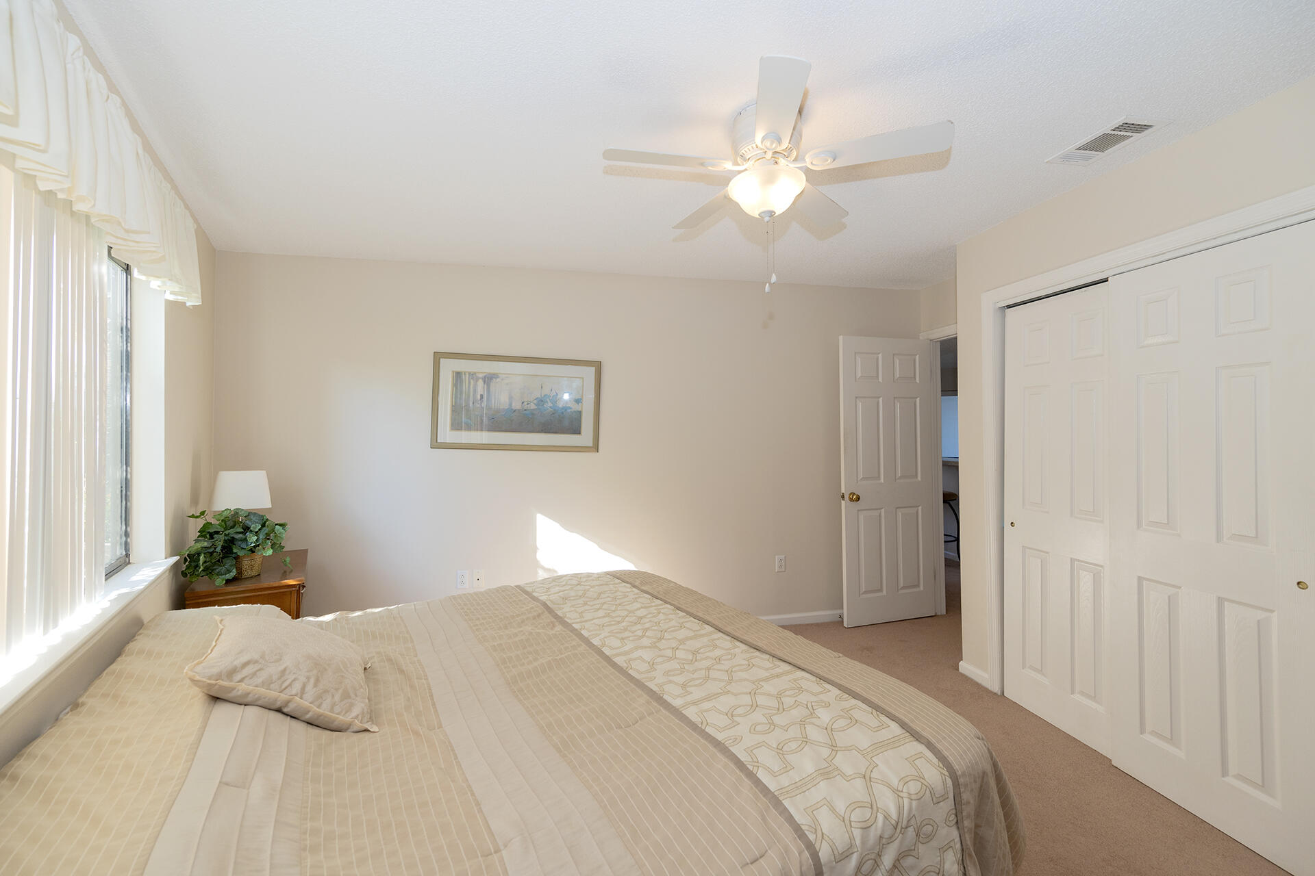 CRYSTAL VILLAGE 2 CONDO PH 3 - Residential