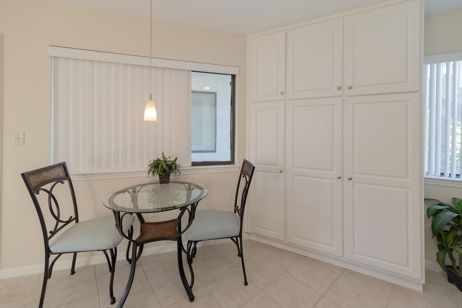 CRYSTAL VILLAGE 2 CONDO PH 3 - Residential