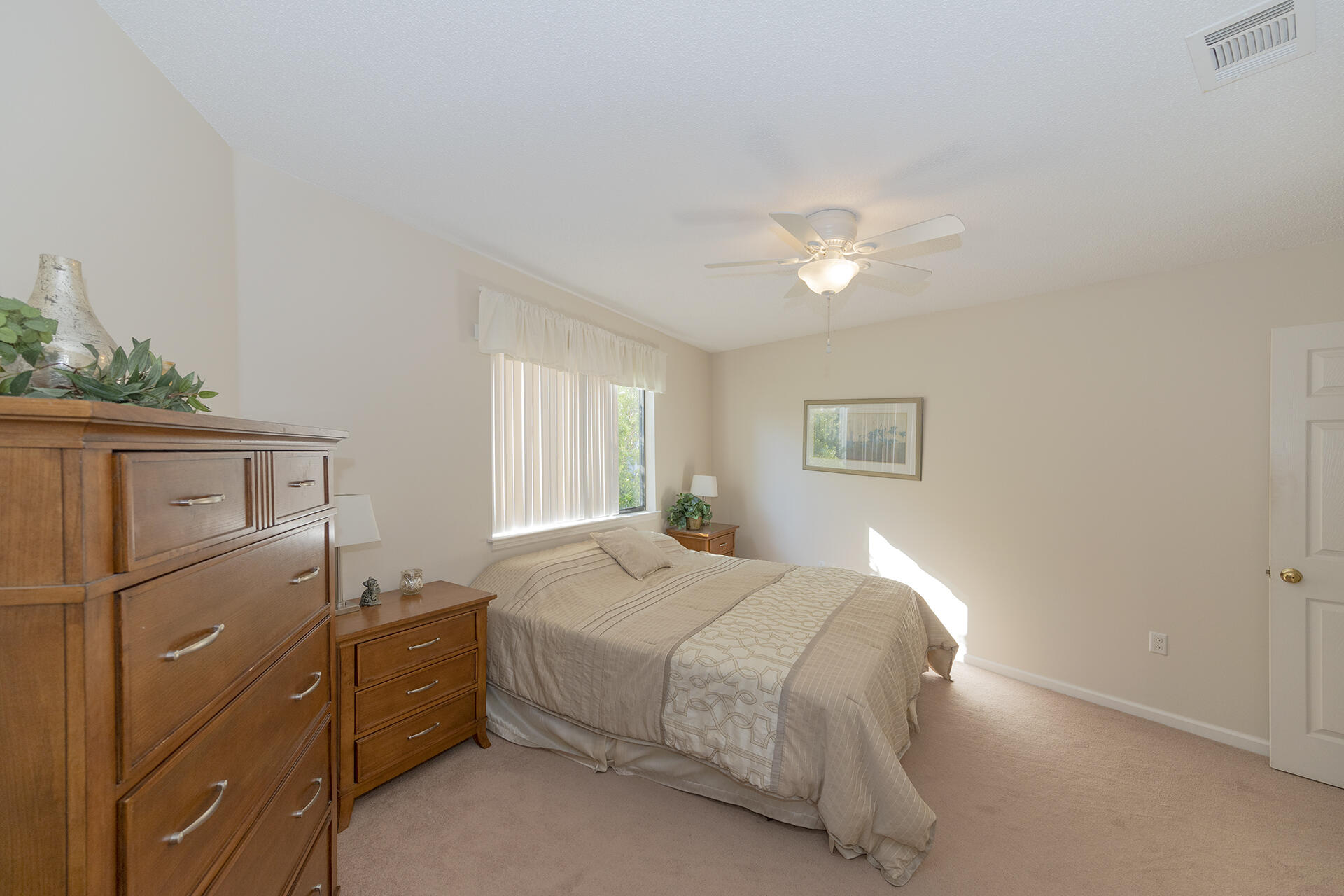 CRYSTAL VILLAGE 2 CONDO PH 3 - Residential