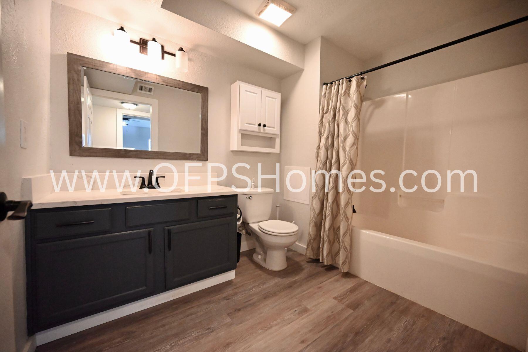 INDIAN LAKE - Residential Lease