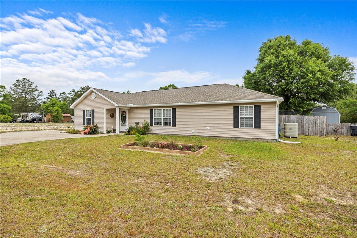 OAKWOOD LAKES ESTATES - Residential