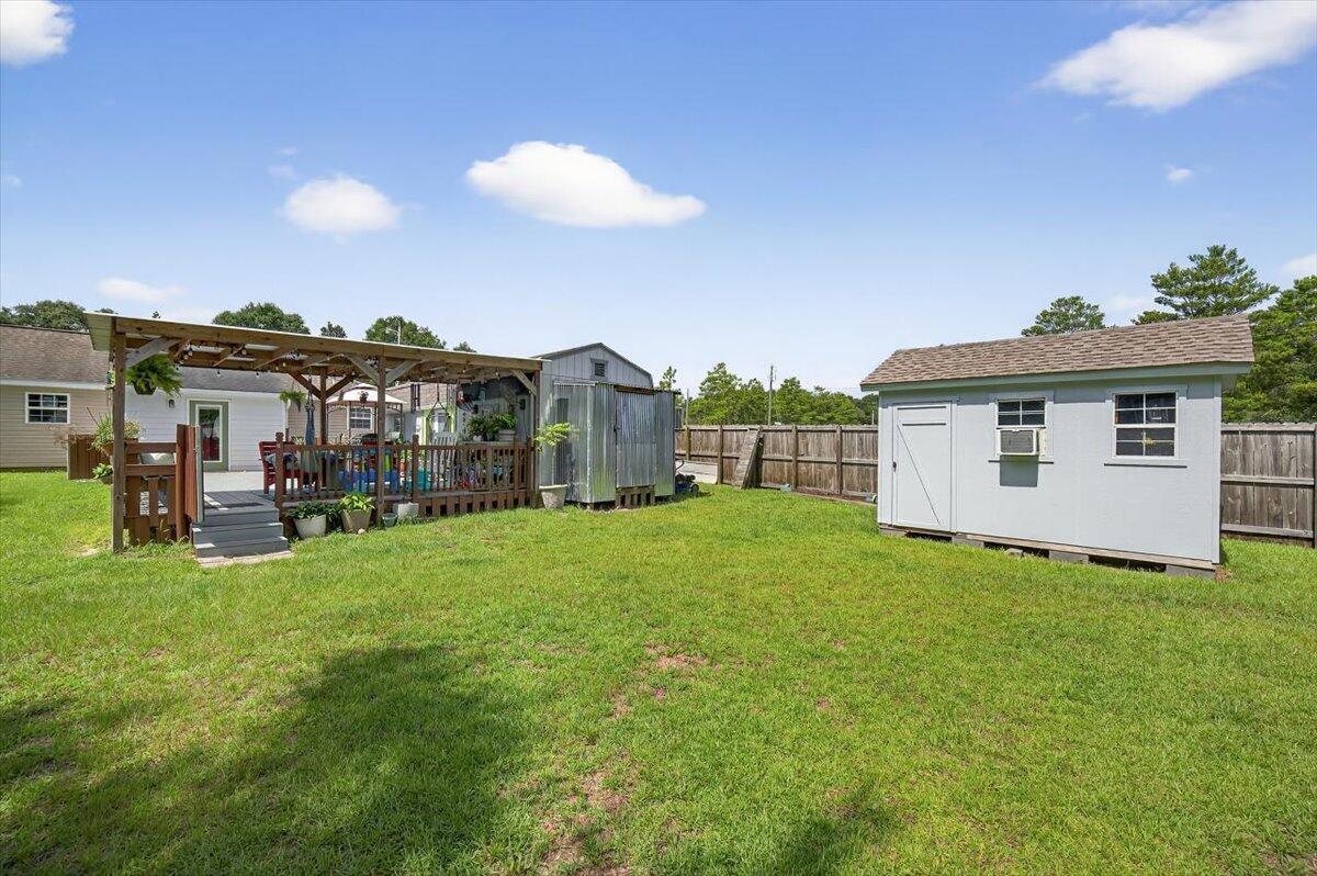OAKWOOD LAKES ESTATES - Residential