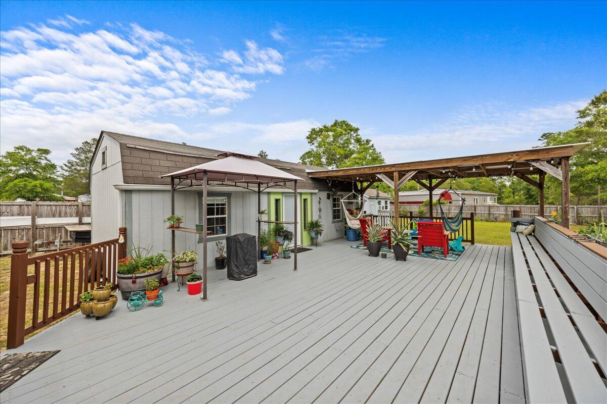 OAKWOOD LAKES ESTATES - Residential