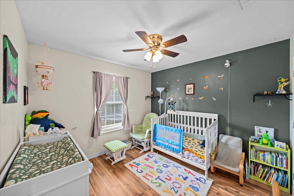 OAKWOOD LAKES ESTATES - Residential