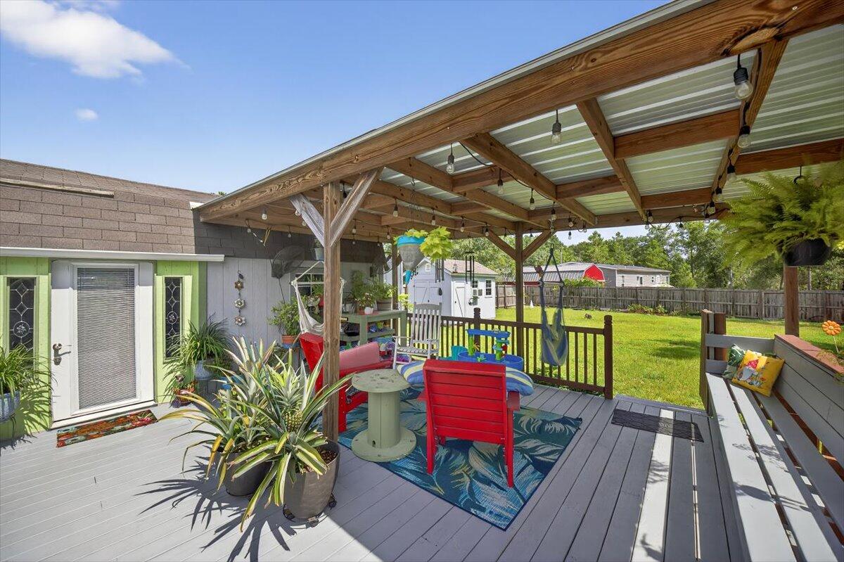 OAKWOOD LAKES ESTATES - Residential