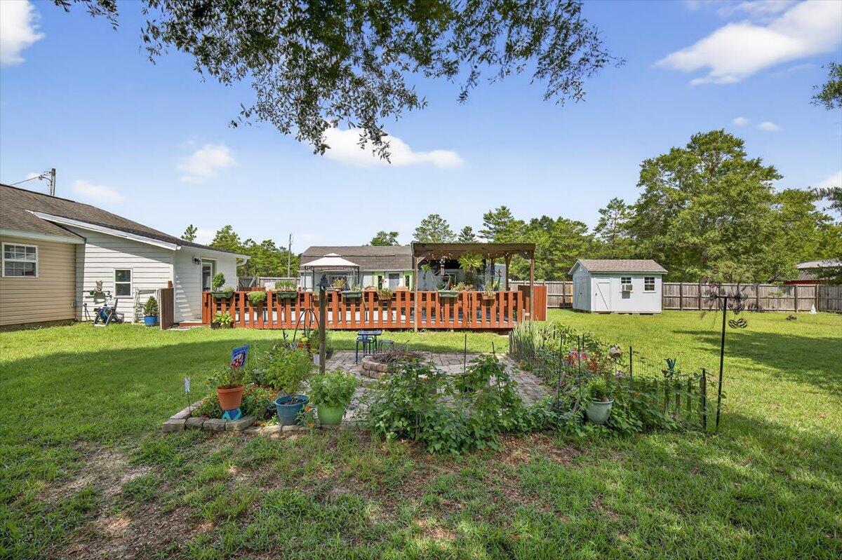 OAKWOOD LAKES ESTATES - Residential