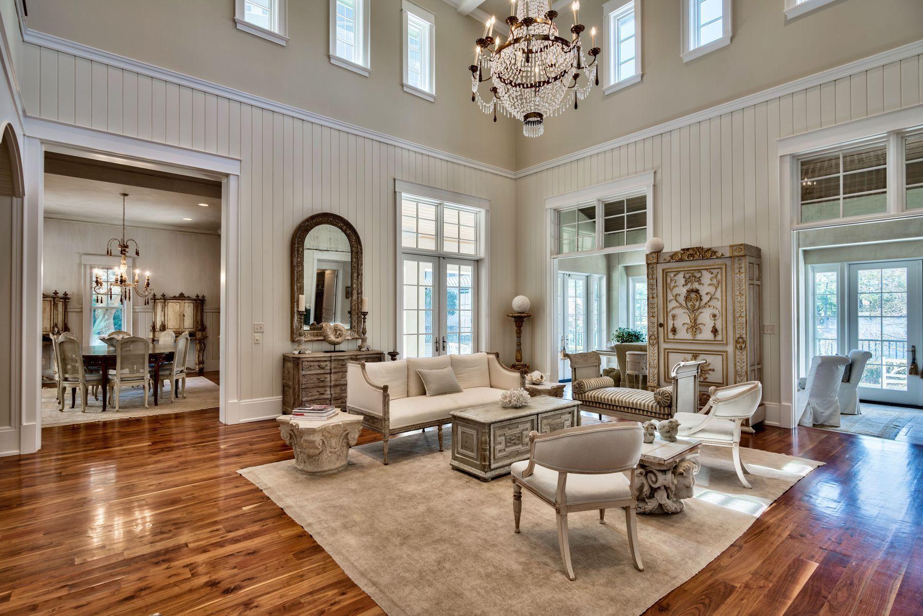 ISLAND ESTATES - Residential
