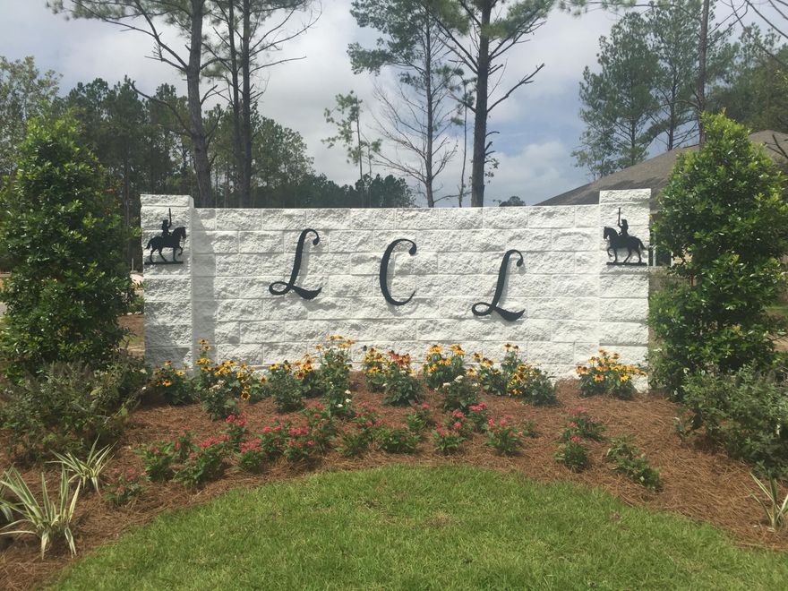 Presale - New construction in Lafayette Creek Landing. 1820 square feet, Craftsman style.