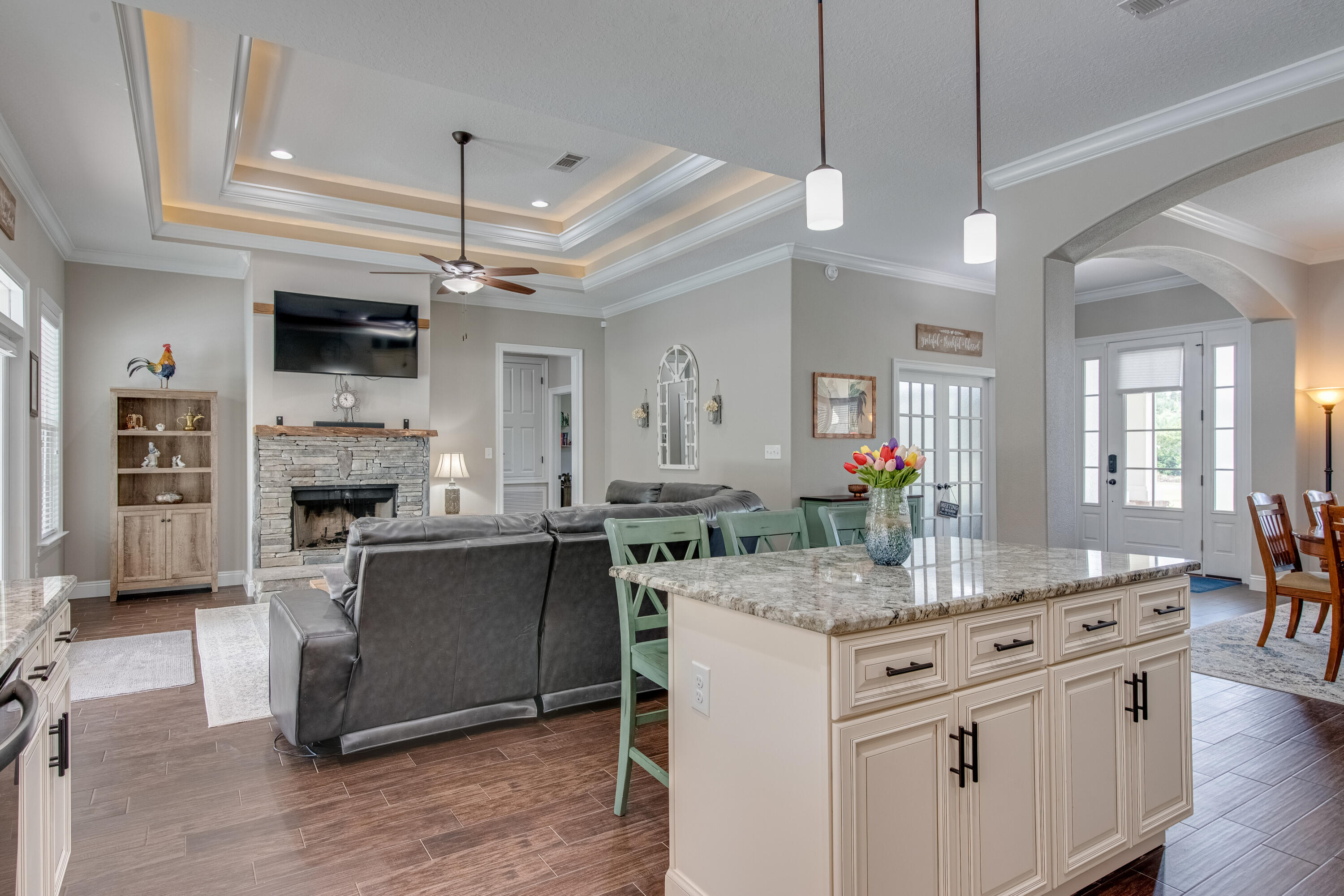 SHADOW LAKES - Residential