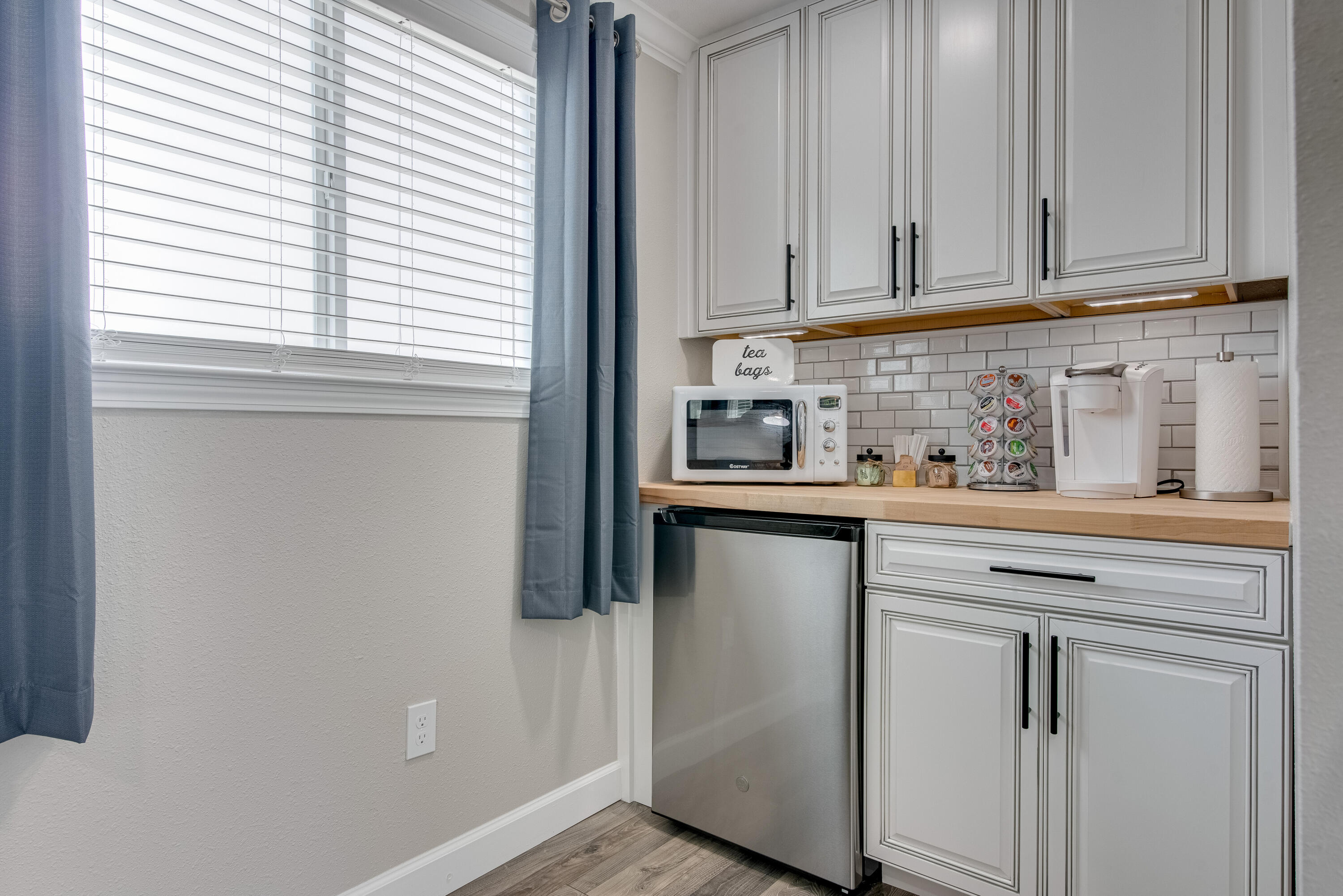 SHADOW LAKES - Residential