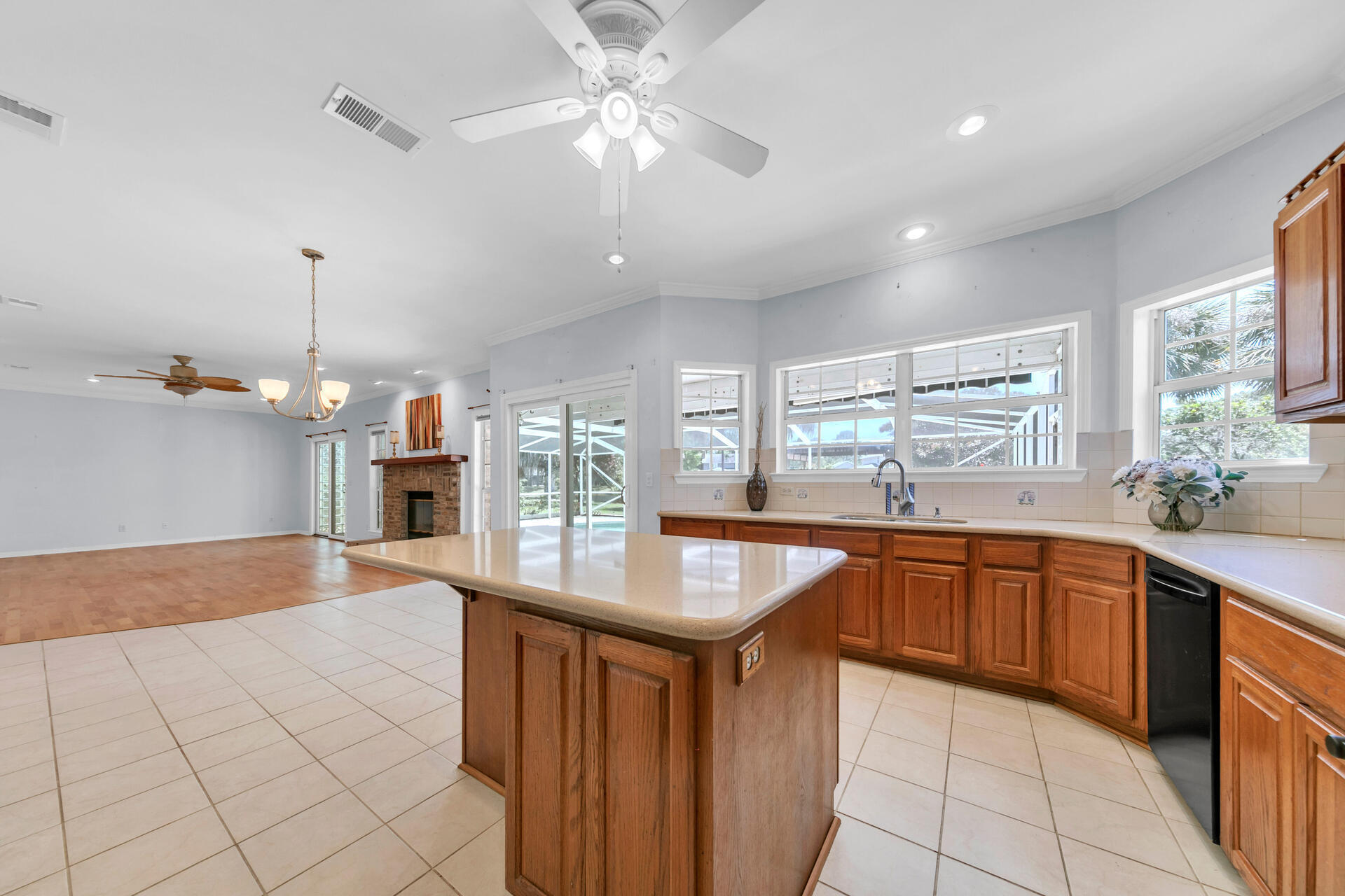 SOUTHWIND PH 2 at B/B Lot 27 Blk B - Residential