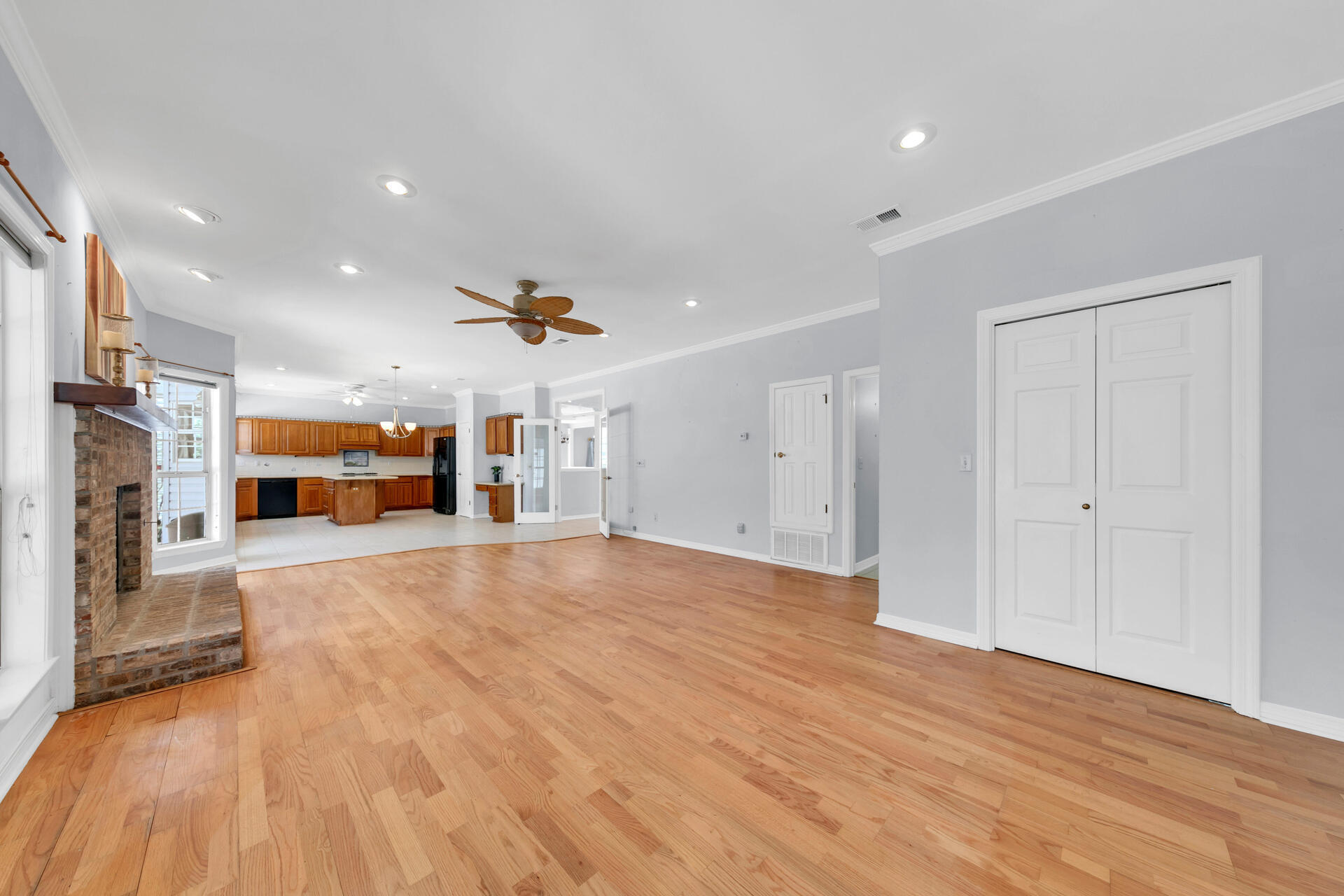 SOUTHWIND PH 2 at B/B Lot 27 Blk B - Residential