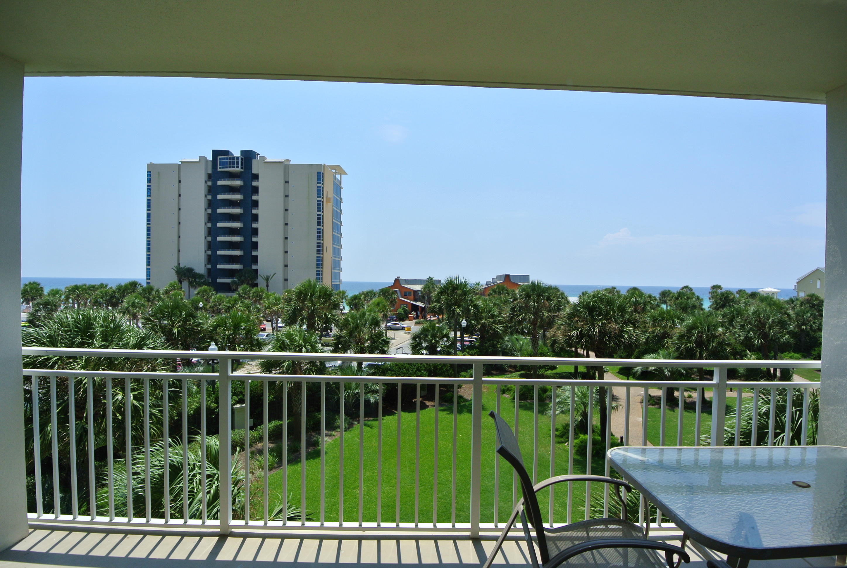 STERLING SHORES - Residential