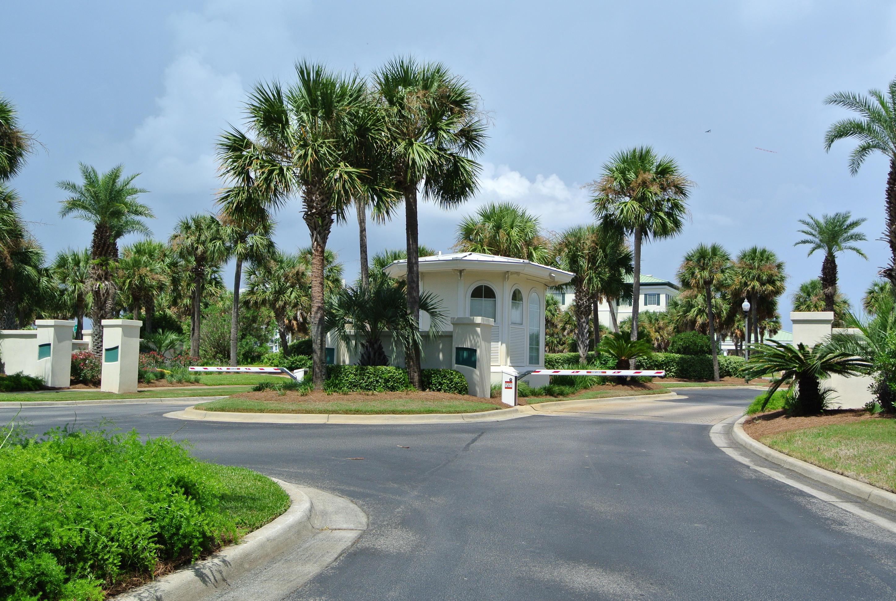 STERLING SHORES - Residential
