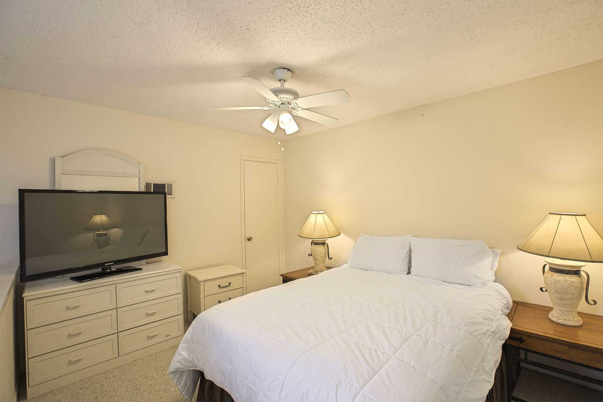 SEA CABINS T/H - Residential