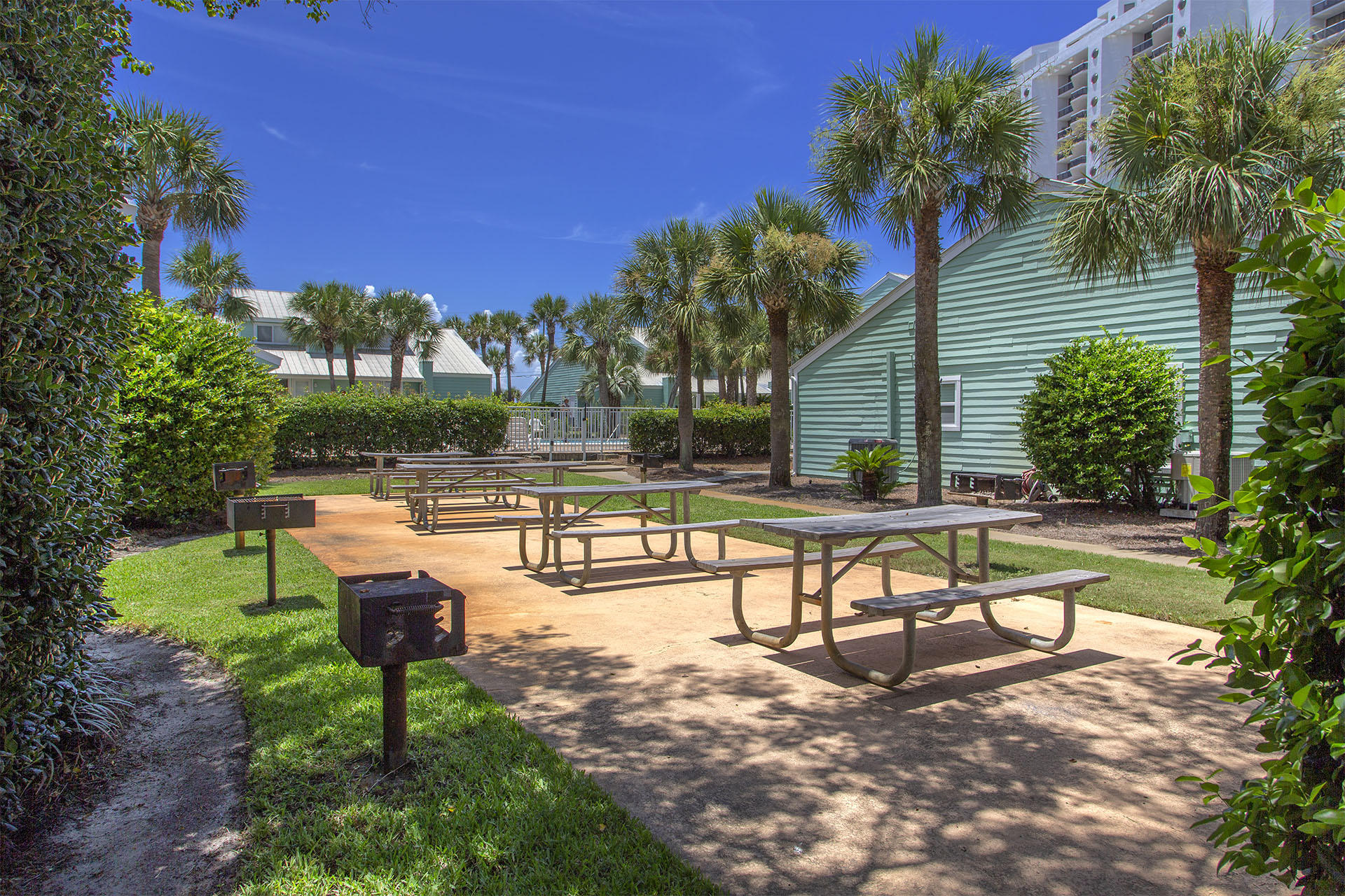 SEA CABINS T/H - Residential