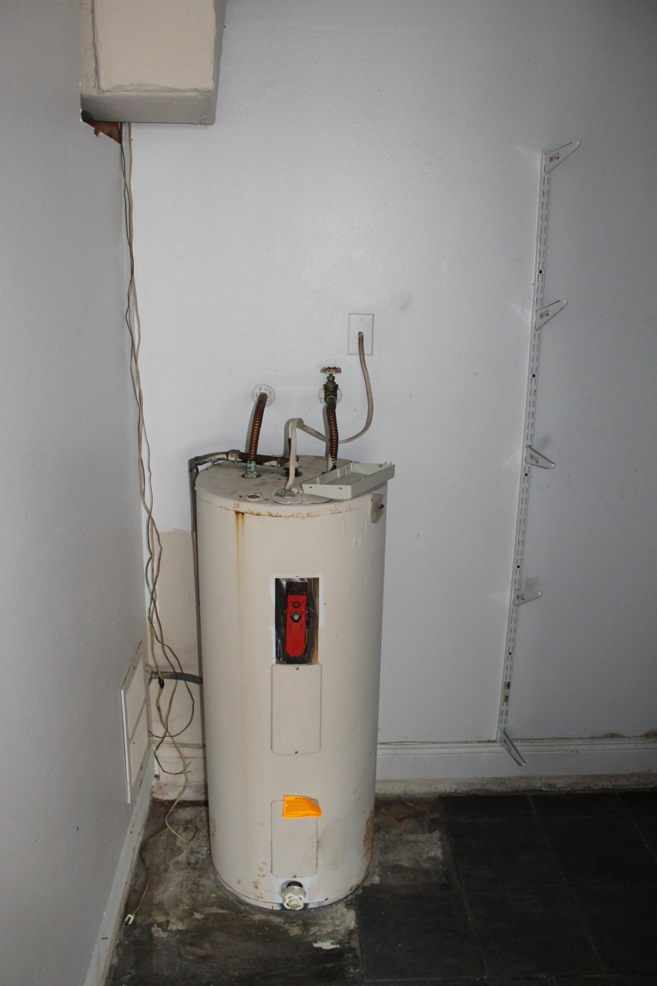 MAGNOLIA CREEK PHASE 1 - Residential