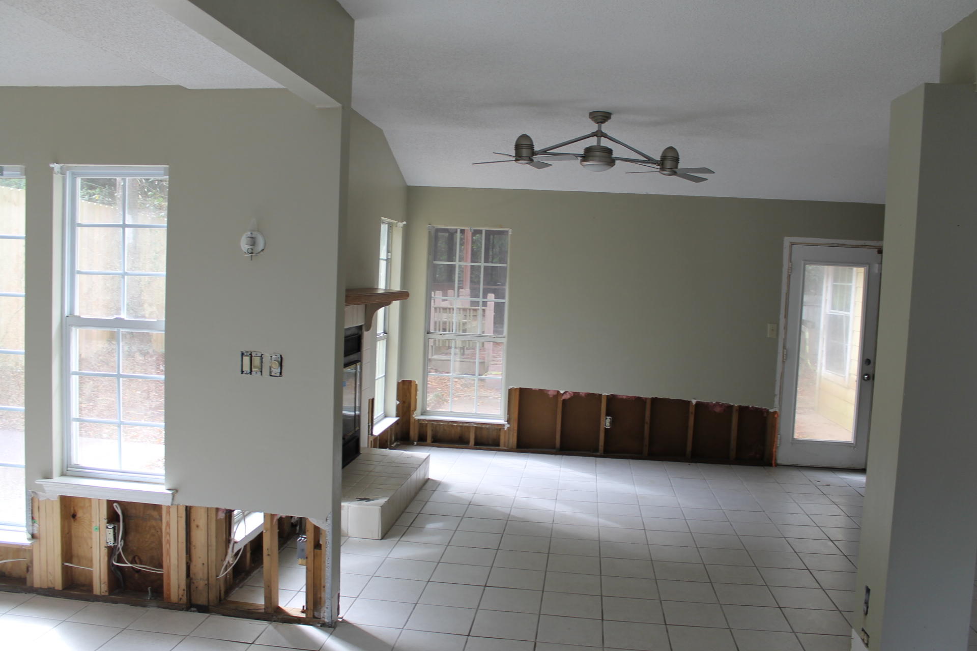 MAGNOLIA CREEK PHASE 1 - Residential