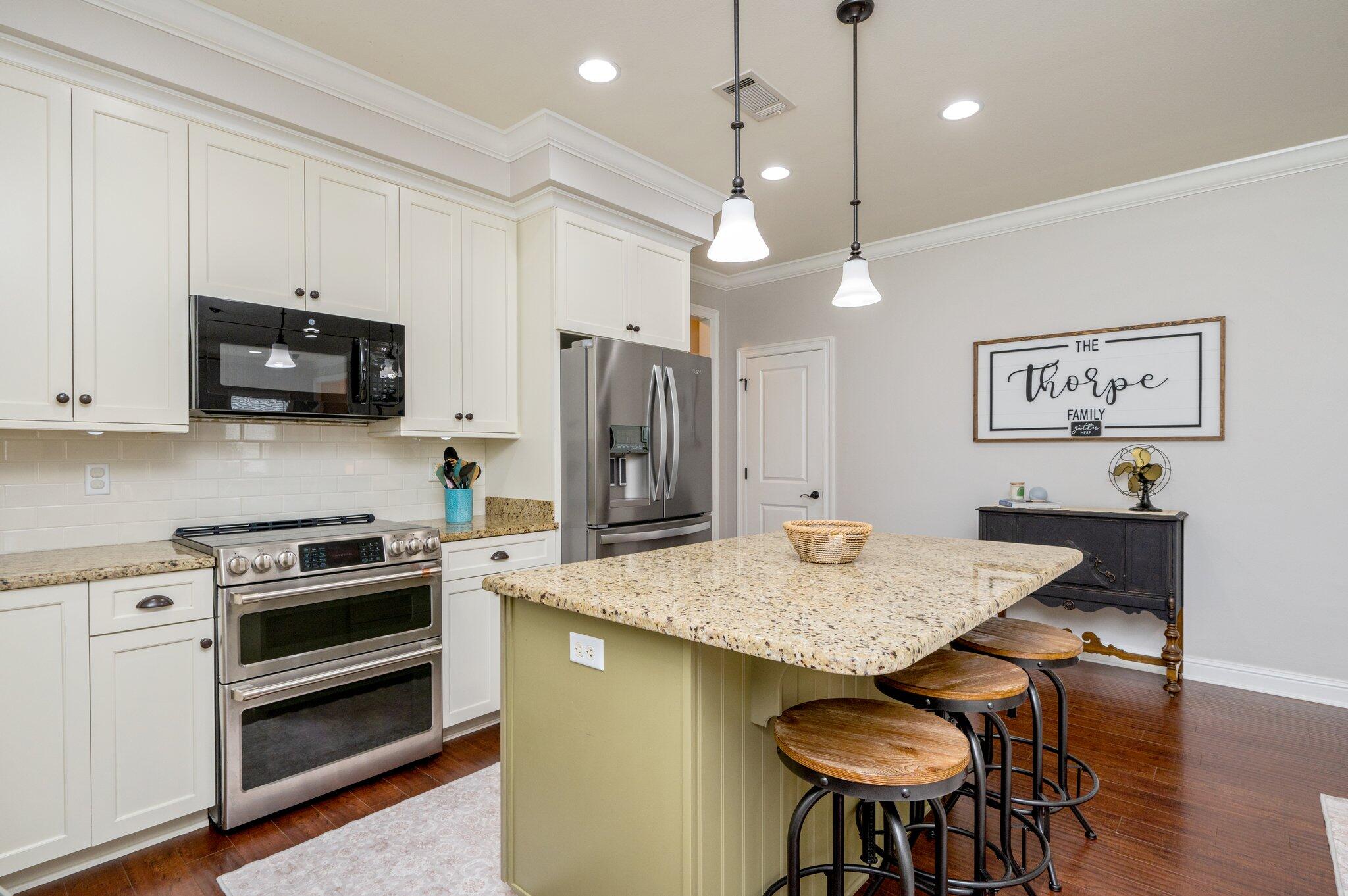 MILL CREEK FARMS - Residential