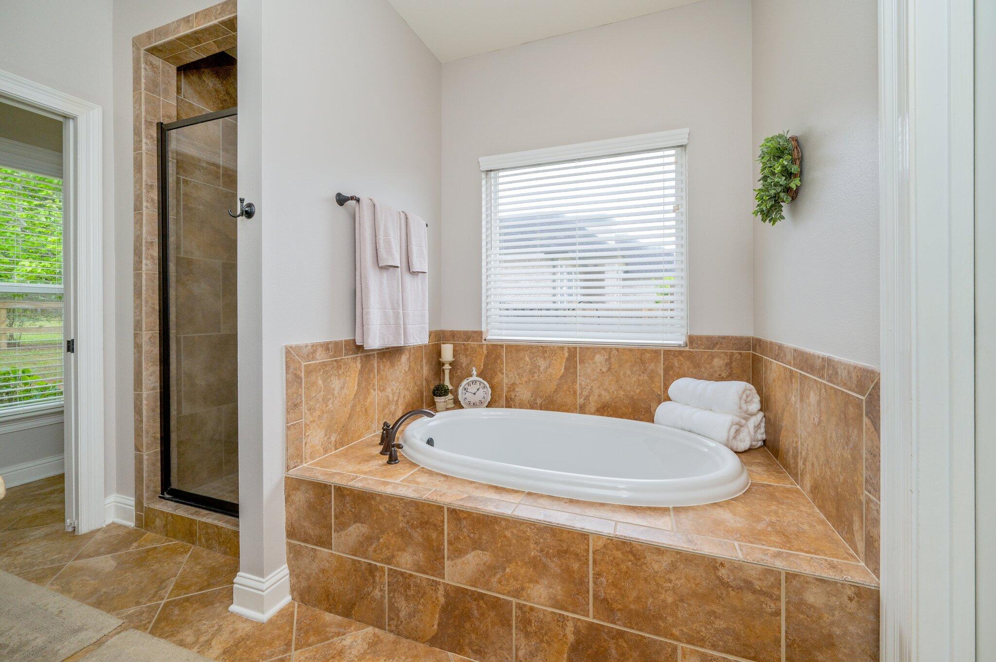 MILL CREEK FARMS - Residential